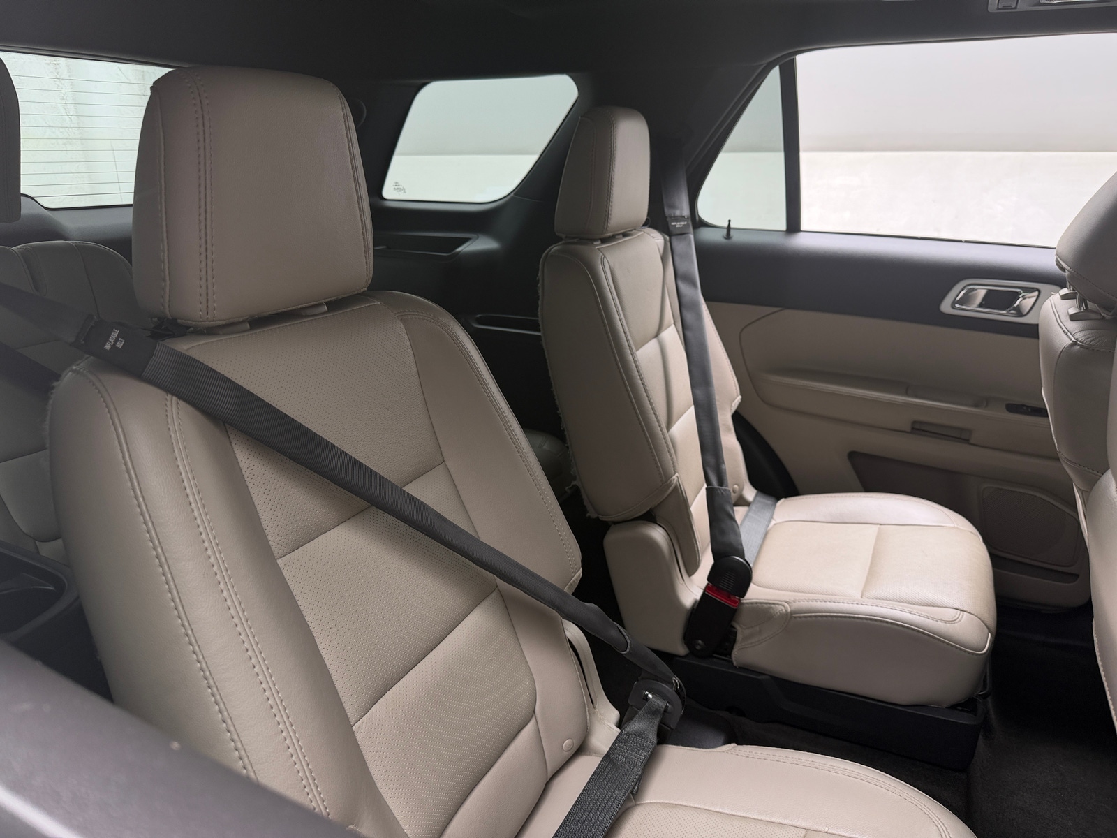 Thumbnail: 2015 Ford Explorer - 5