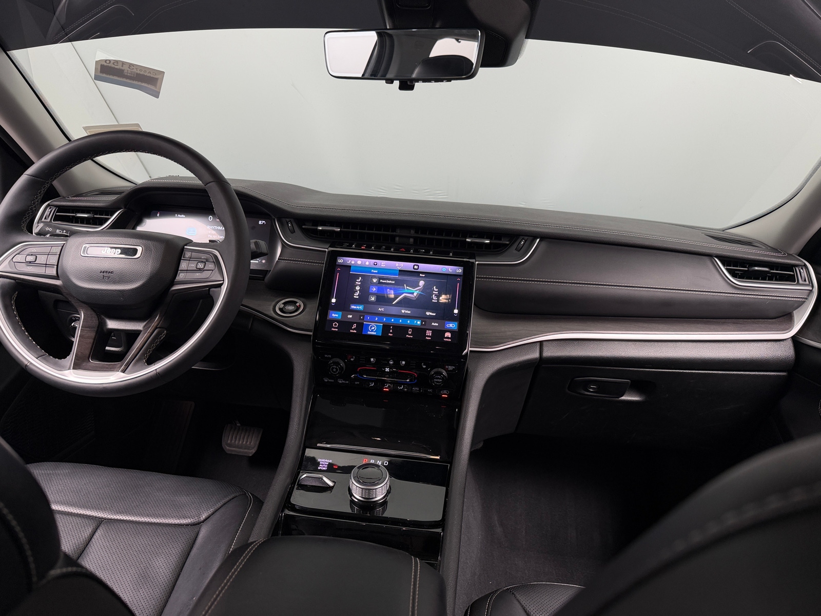 Thumbnail: 2023 Jeep Grand Cherokee L - 3