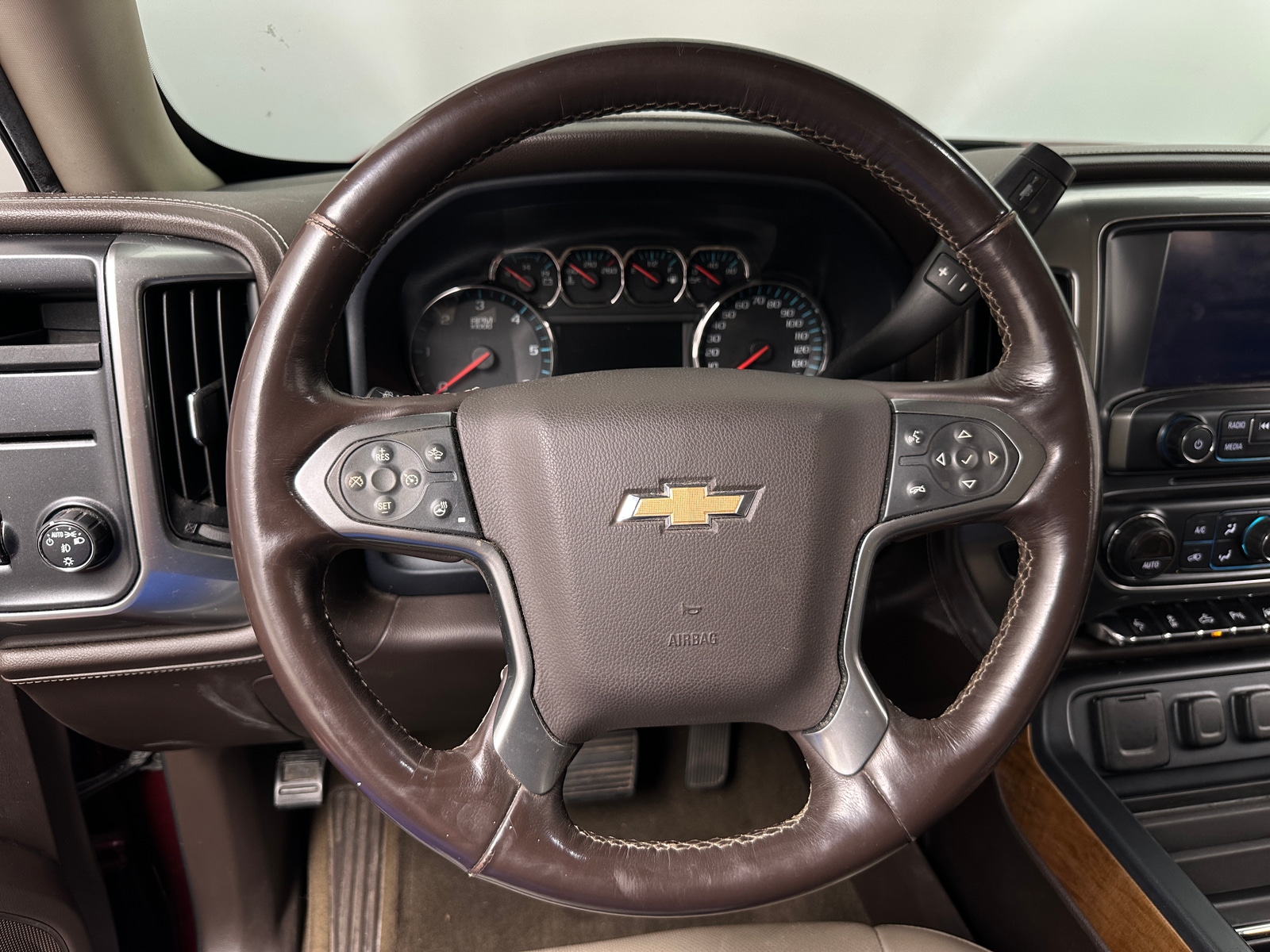 Thumbnail: 2017 Chevrolet Silverado 1500 - 4