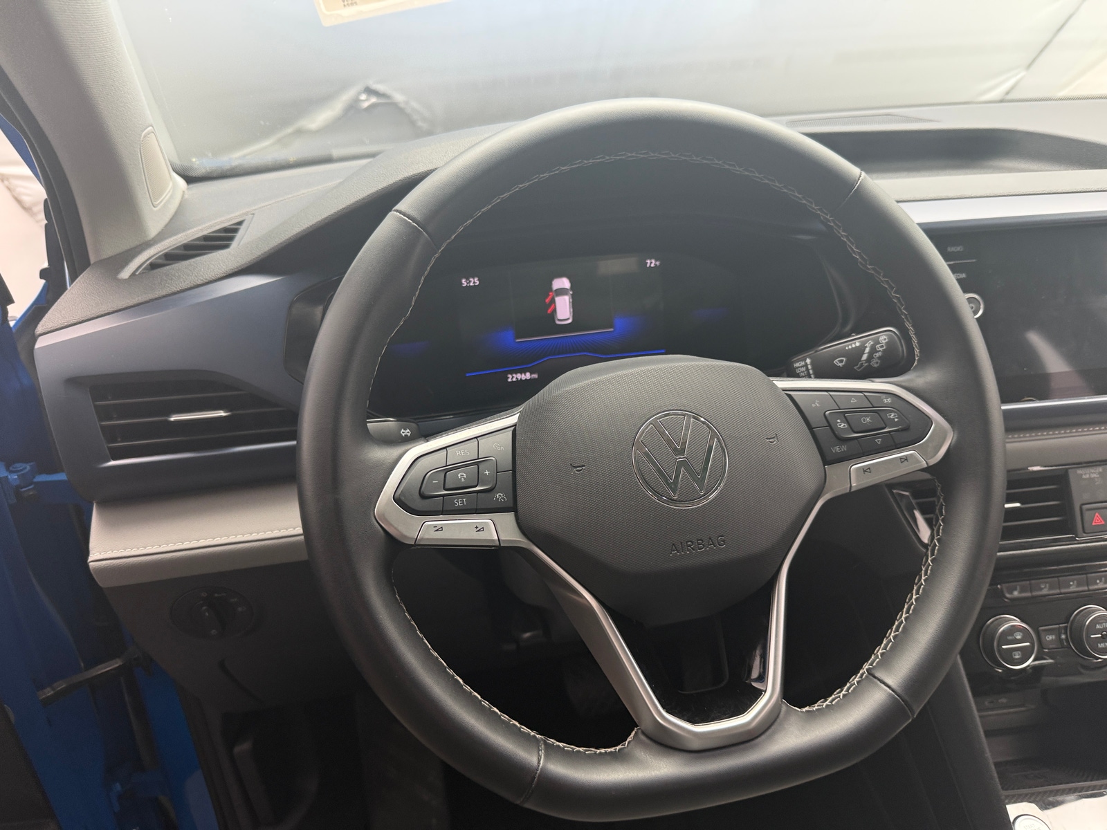 Thumbnail: 2024 Volkswagen Taos - 4