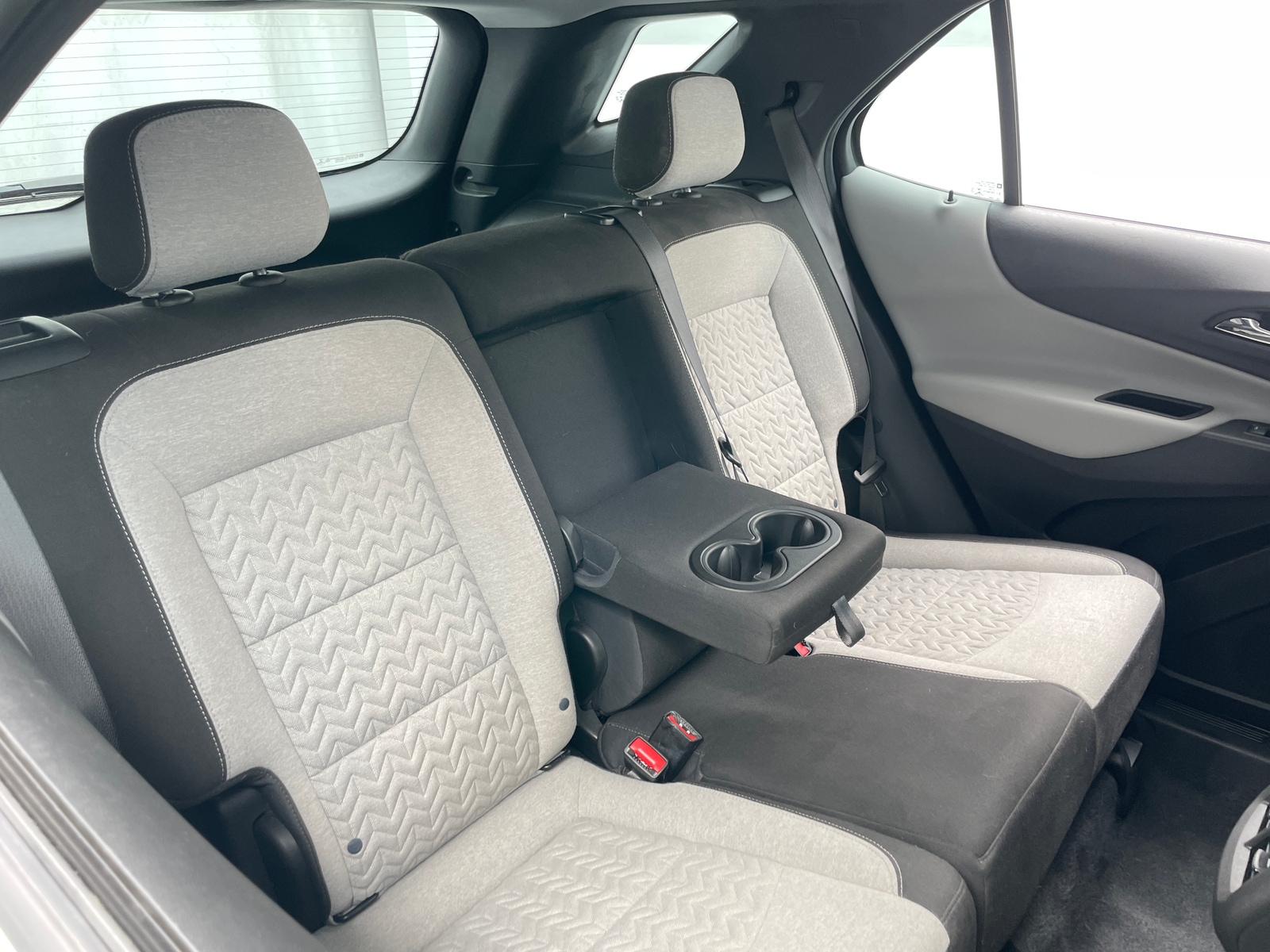 Thumbnail: 2022 Chevrolet Equinox - 6