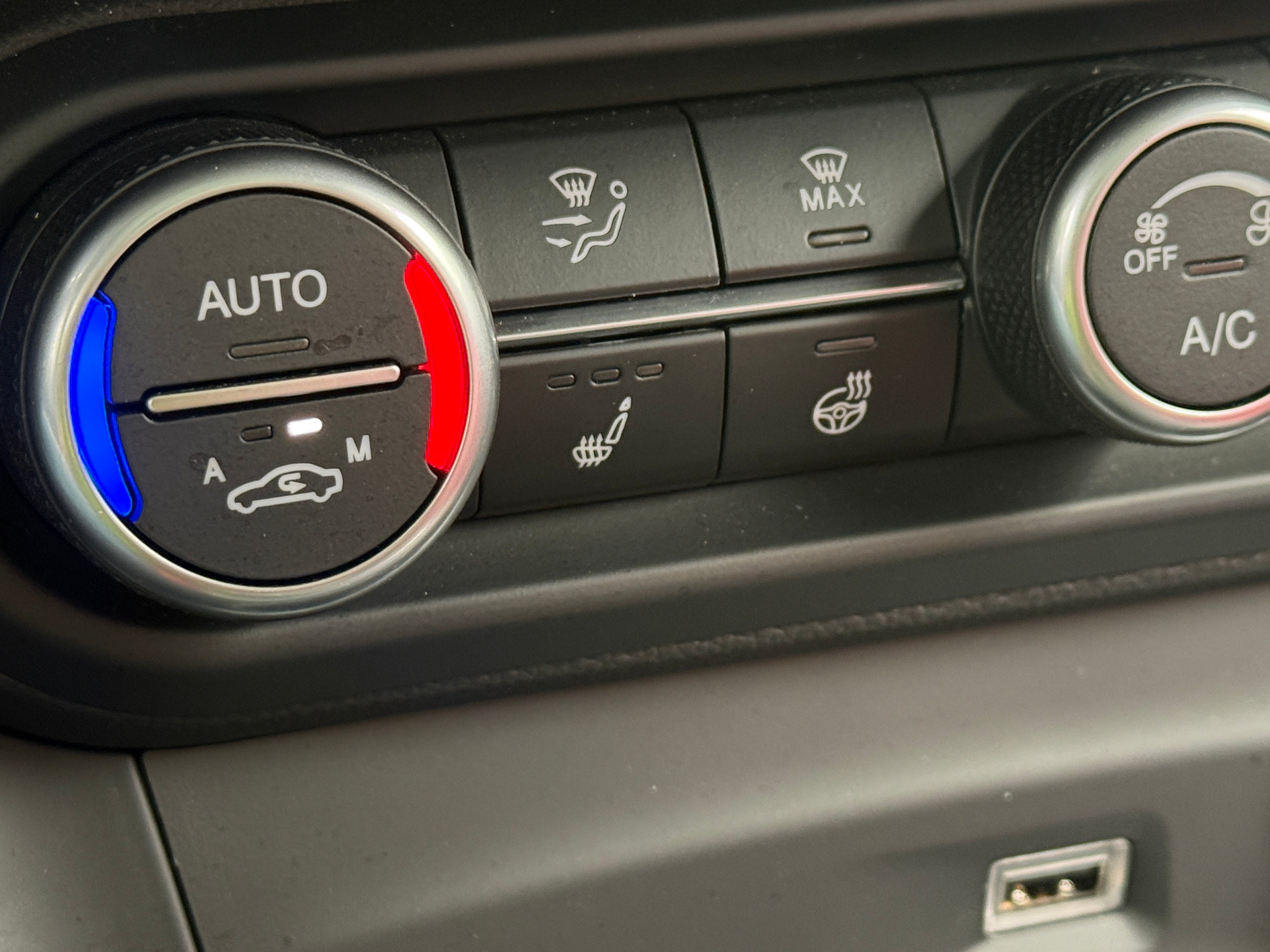 2025 Alfa Romeo Stelvio Base - Photo 20