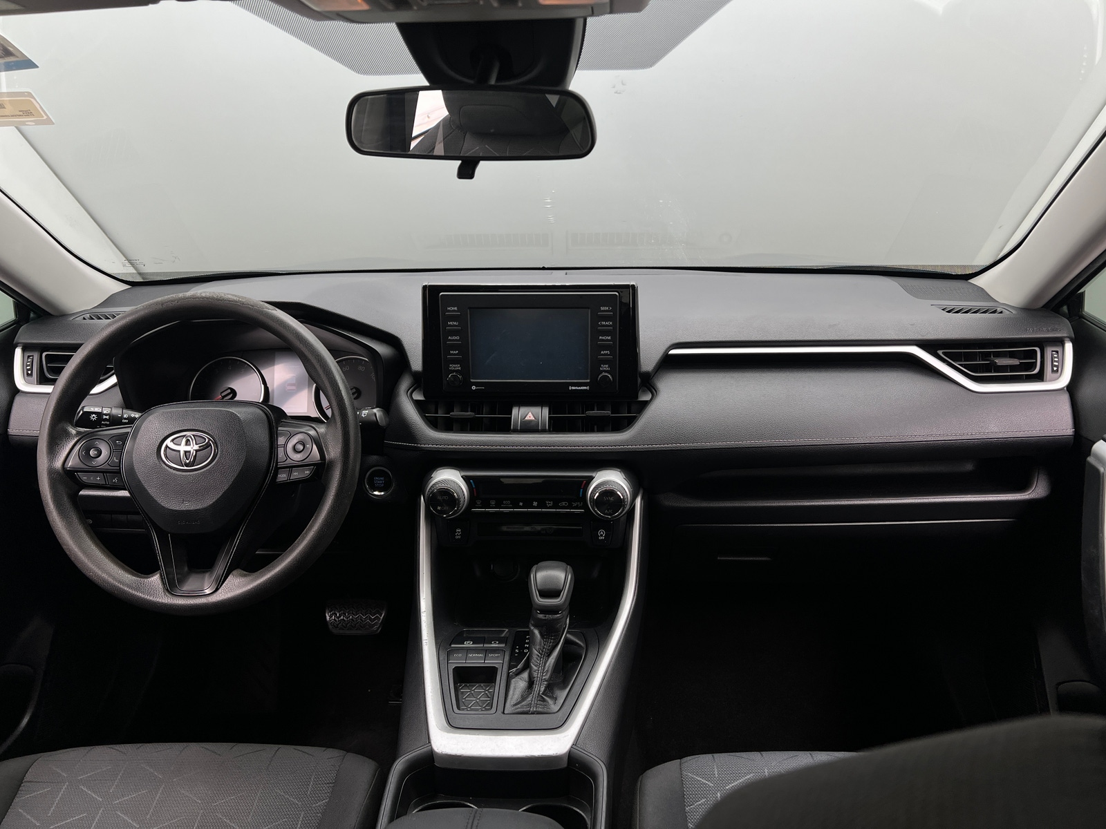 Thumbnail: 2020 Toyota RAV4 - 3