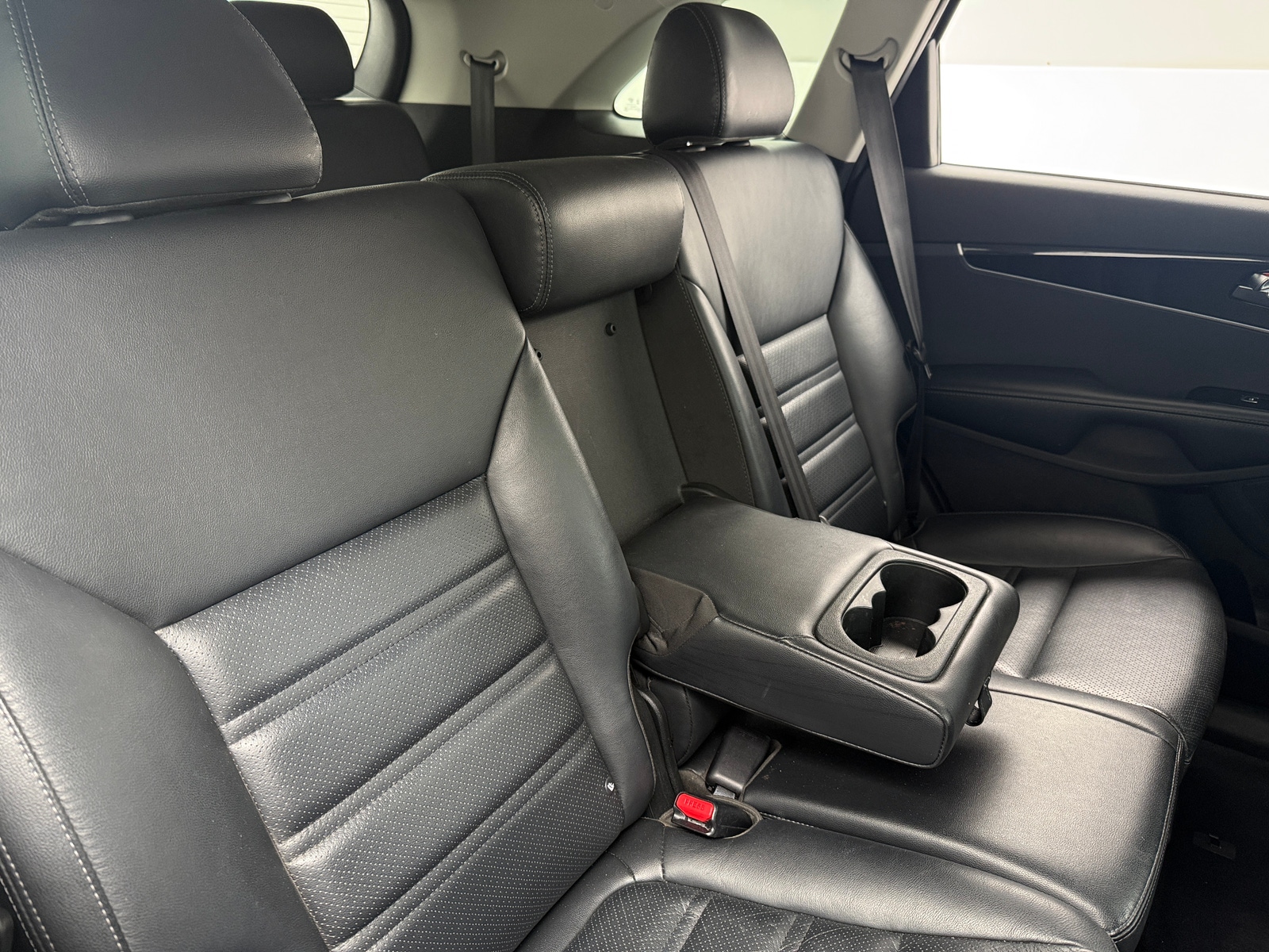 Thumbnail: 2020 Kia Sorento - 5