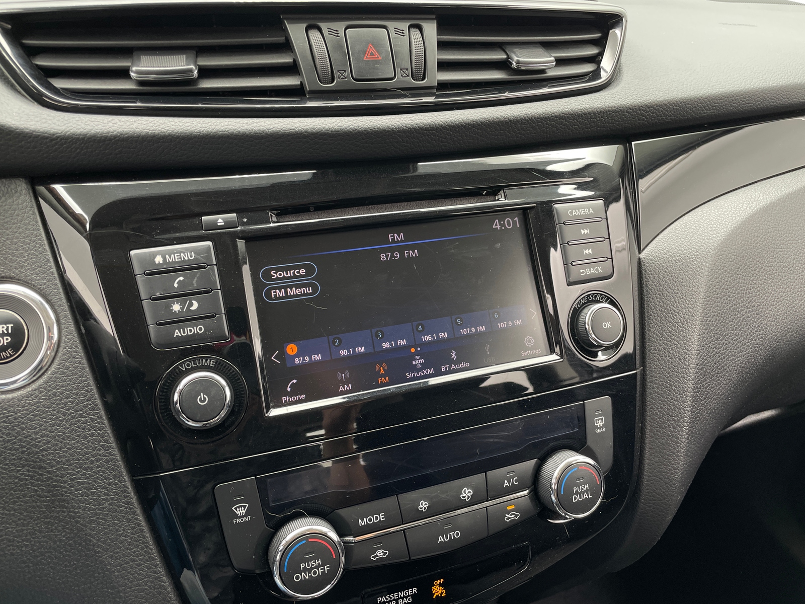 Thumbnail: 2019 Nissan Rogue Sport - 4