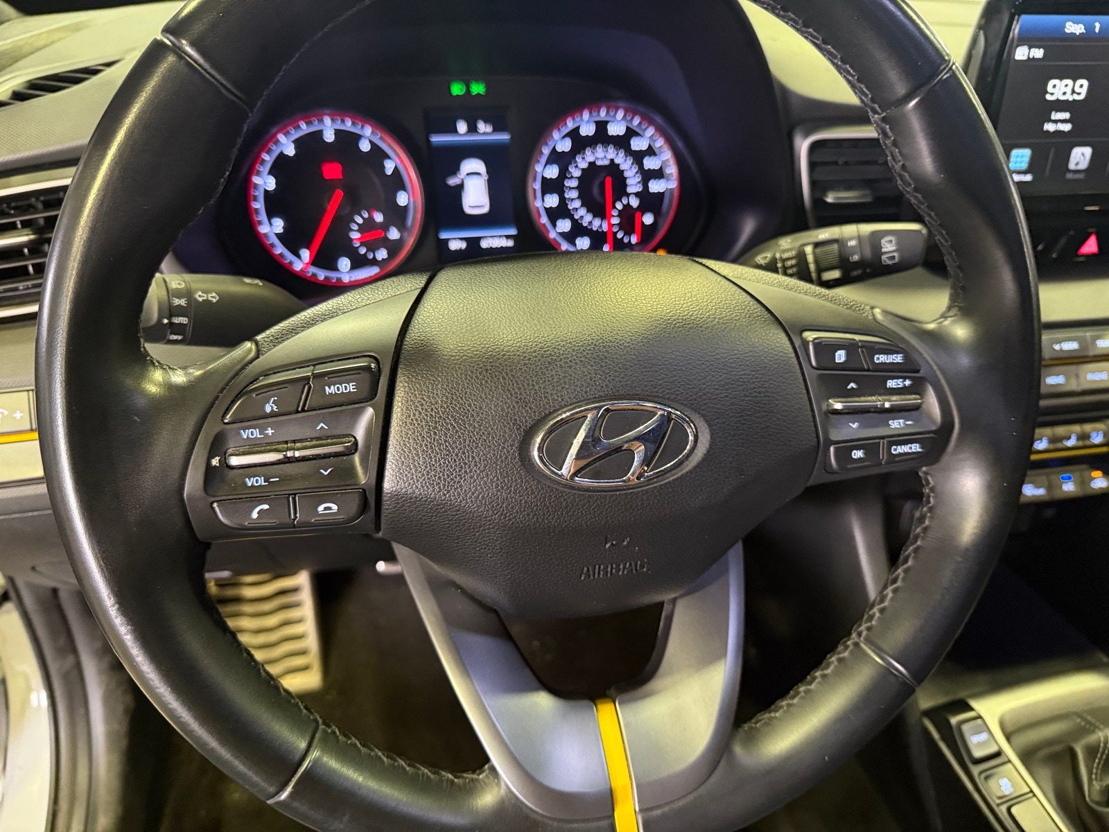 Thumbnail: 2019 Hyundai Veloster - 5
