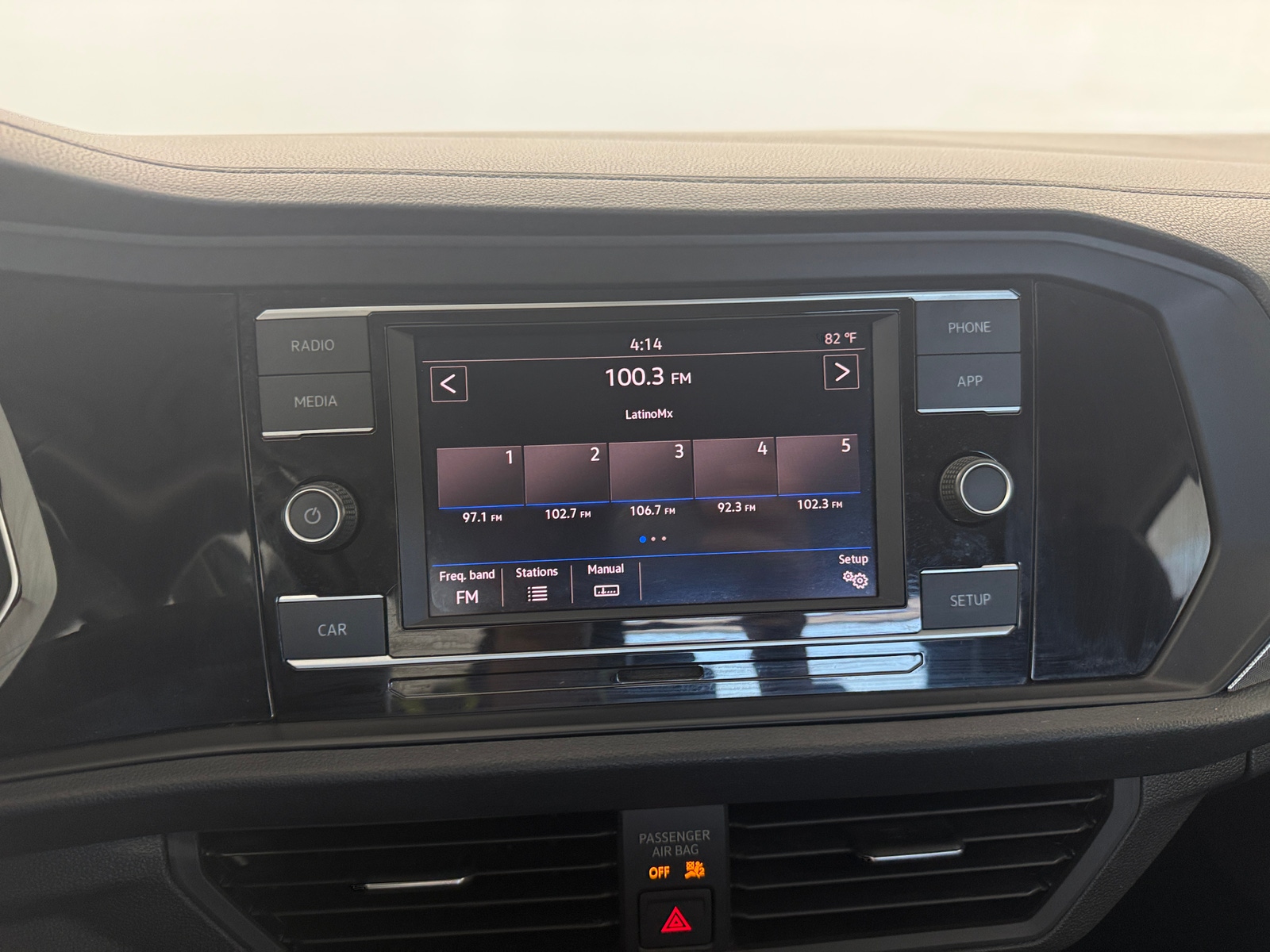 Thumbnail: 2019 Volkswagen Jetta - 3