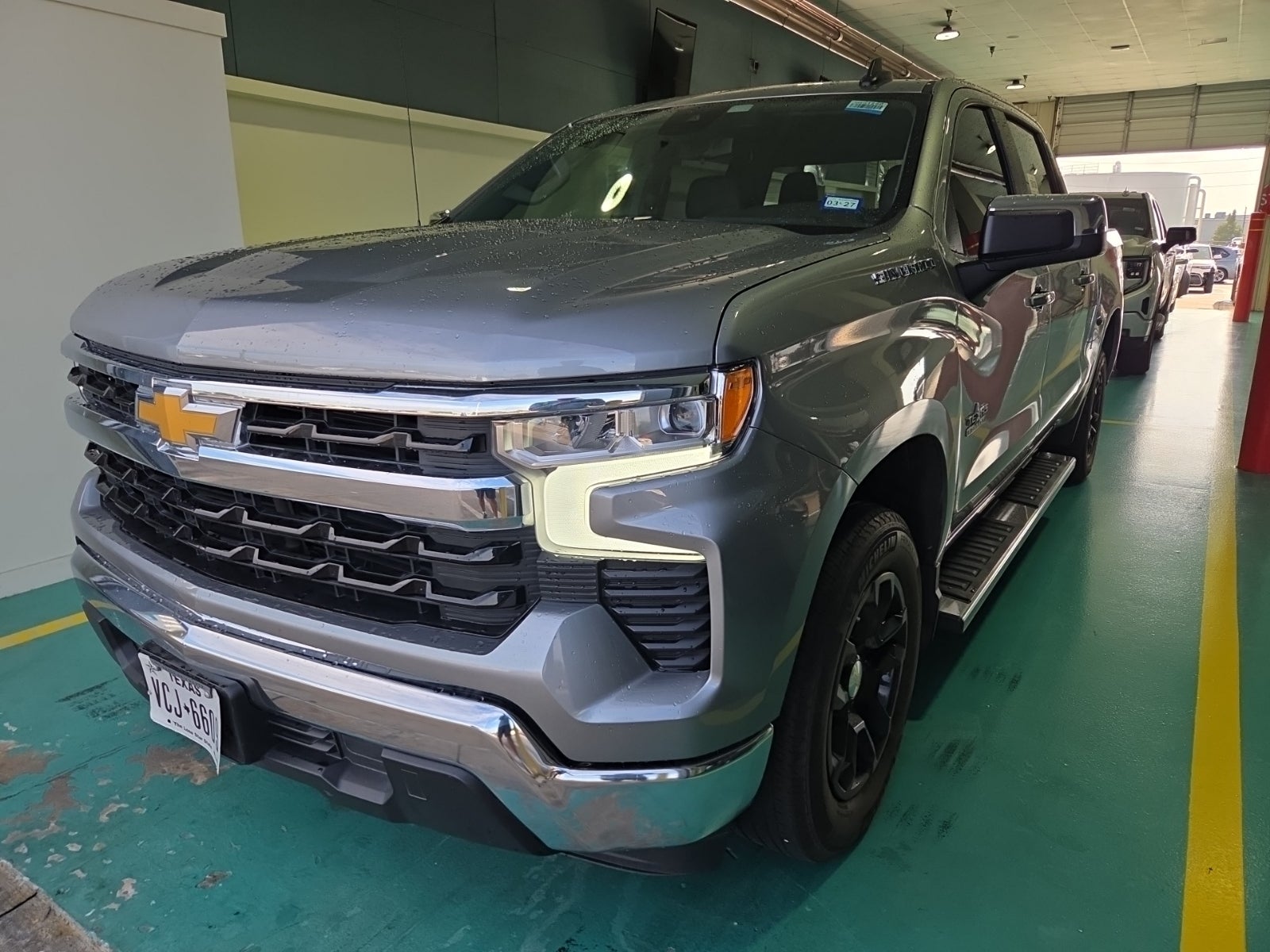2024 Chevrolet Silverado 1500 2WD Crew Cab 147" LT