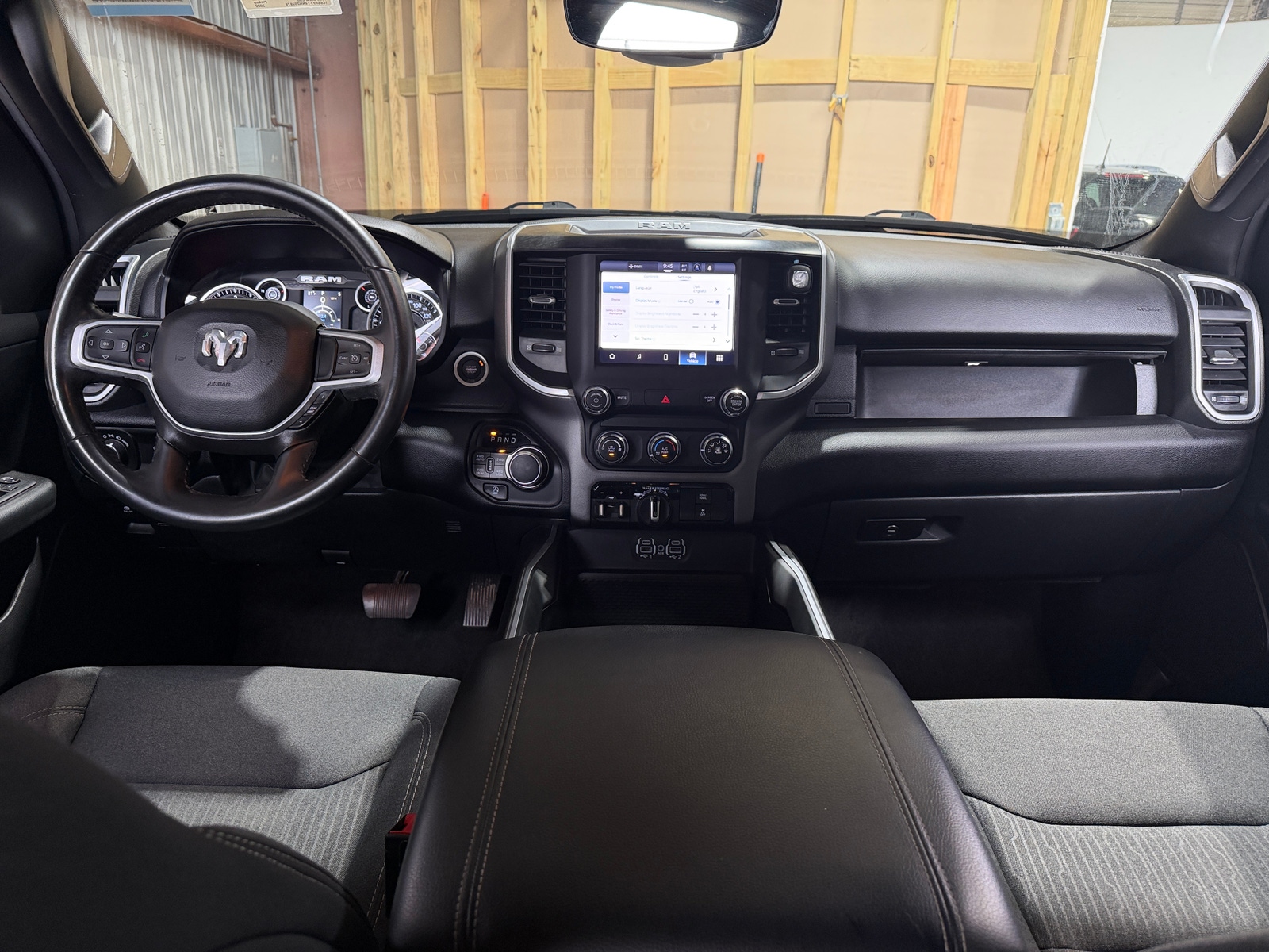Thumbnail: 2022 RAM 1500 - 3