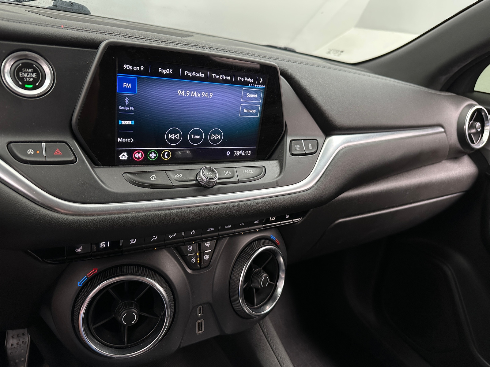 Thumbnail: 2020 Chevrolet Blazer - 4