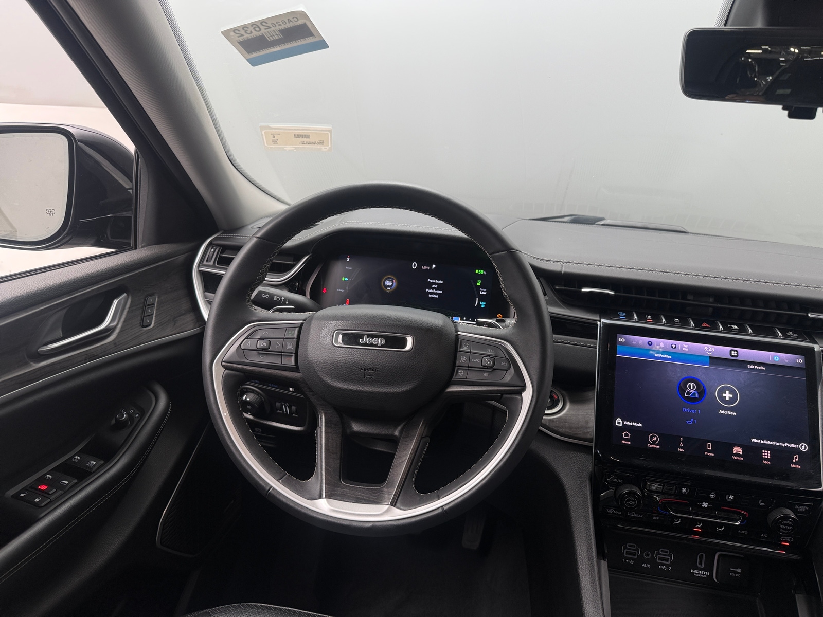 Thumbnail: 2022 Jeep Grand Cherokee - 4
