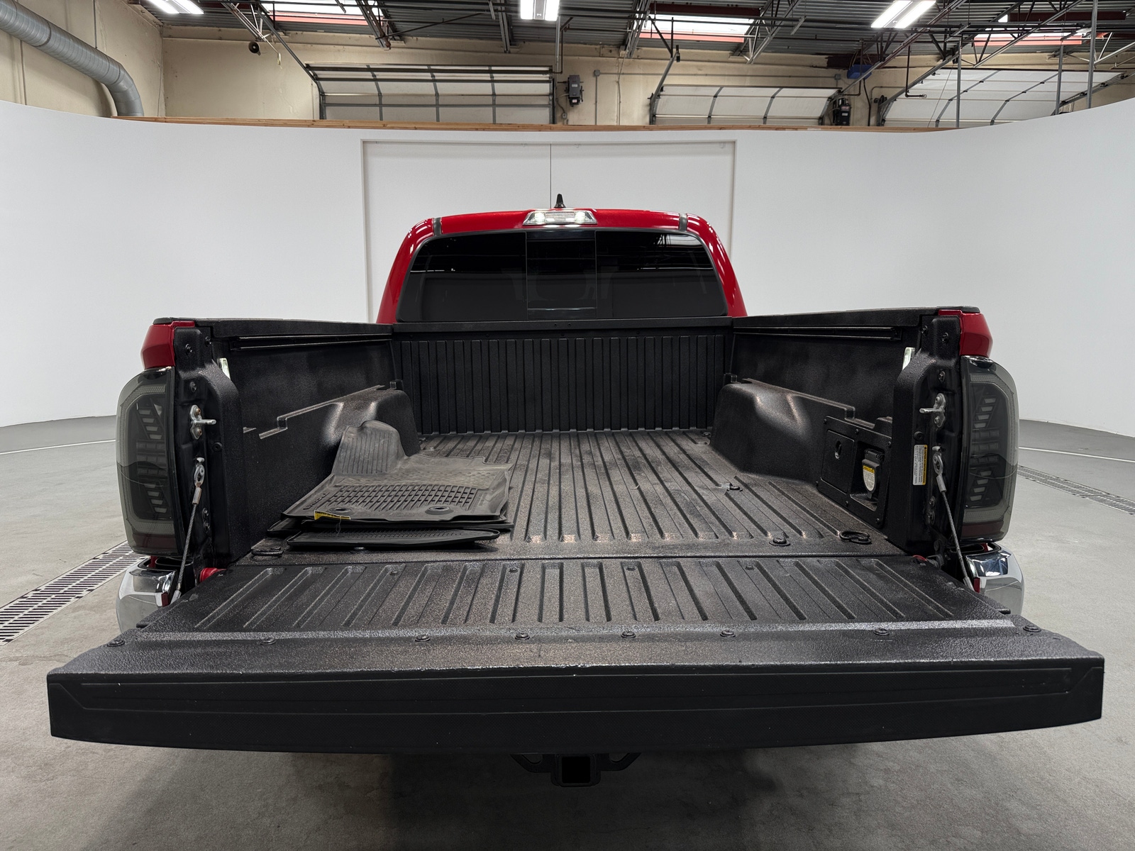 Thumbnail: 2023 Toyota Tacoma - 7