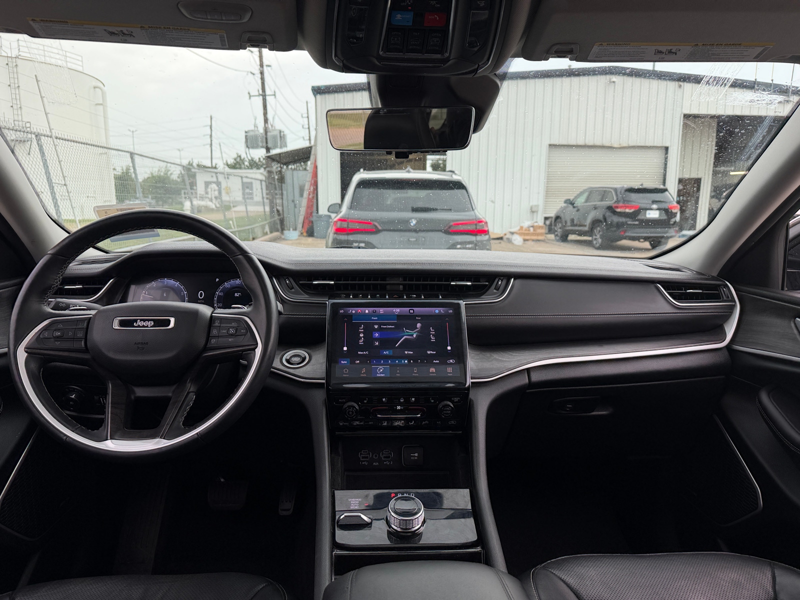 Thumbnail: 2022 Jeep Grand Cherokee L - 2