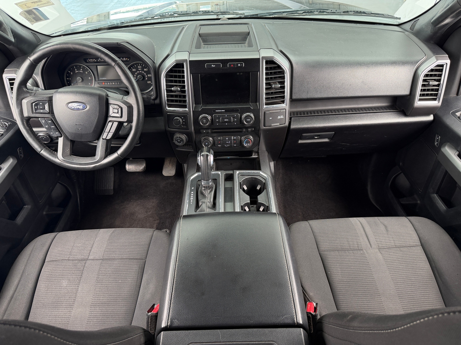 Thumbnail: 2017 Ford Econoline - 3