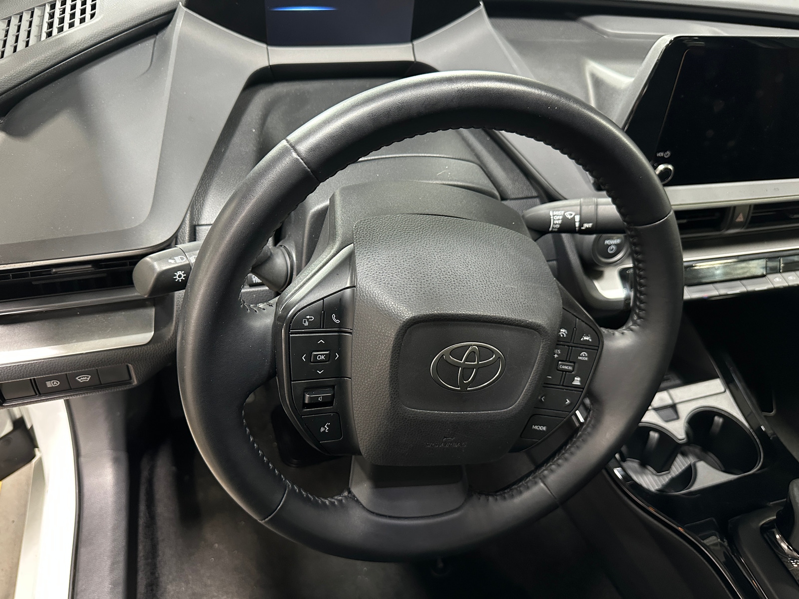 Thumbnail: 2025 Toyota Prius - 5