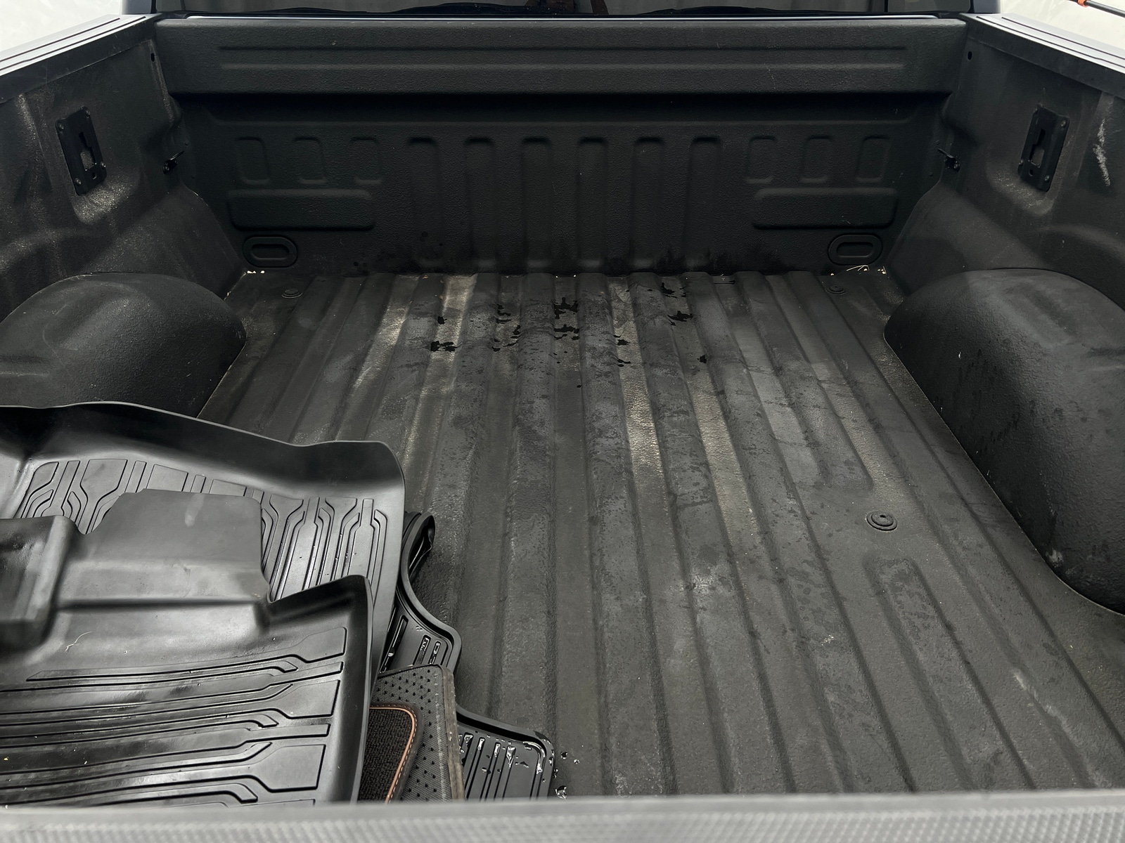 Thumbnail: 2022 Ford Econoline - 6