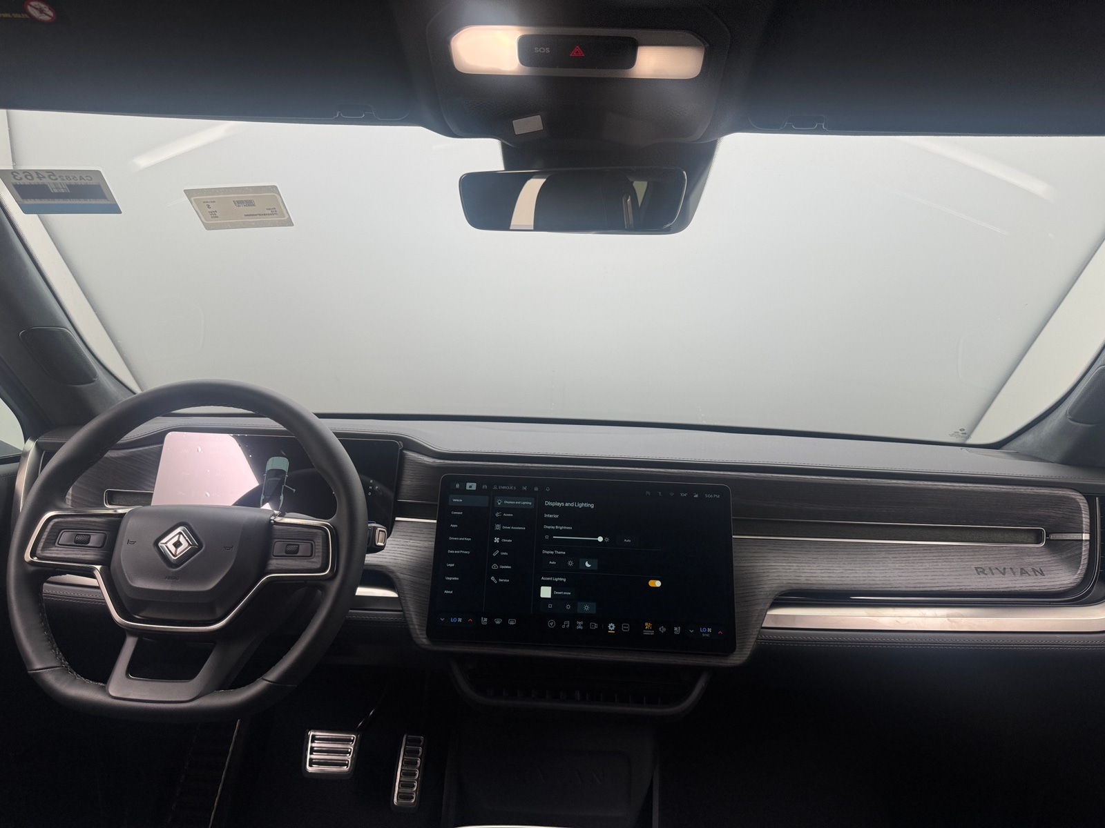 Thumbnail: 2023 Rivian R1S - 2
