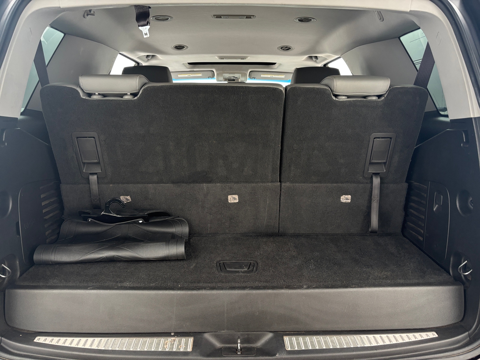 Thumbnail: 2017 Chevrolet Tahoe - 6