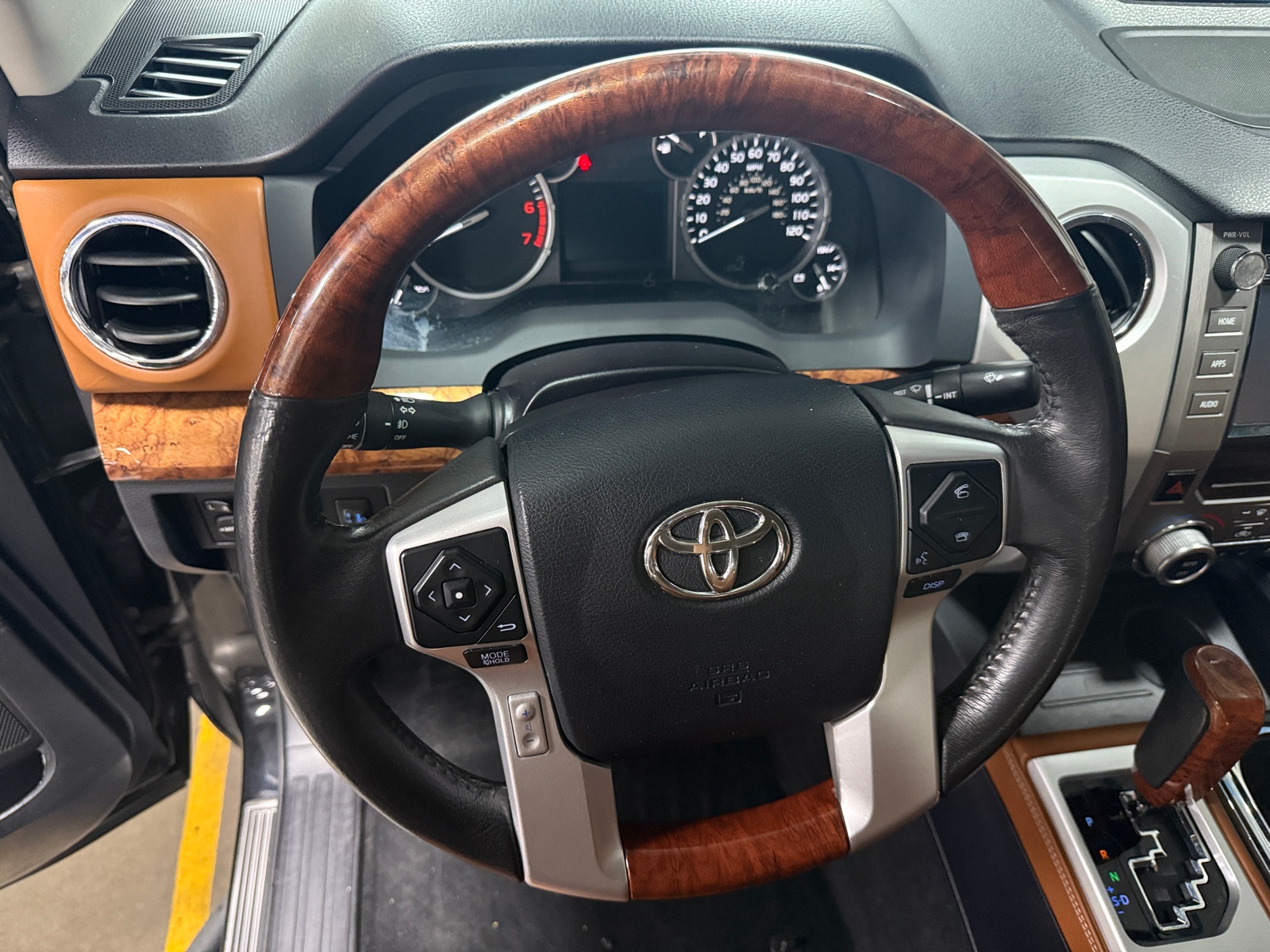 Thumbnail: 2017 Toyota Tundra - 5
