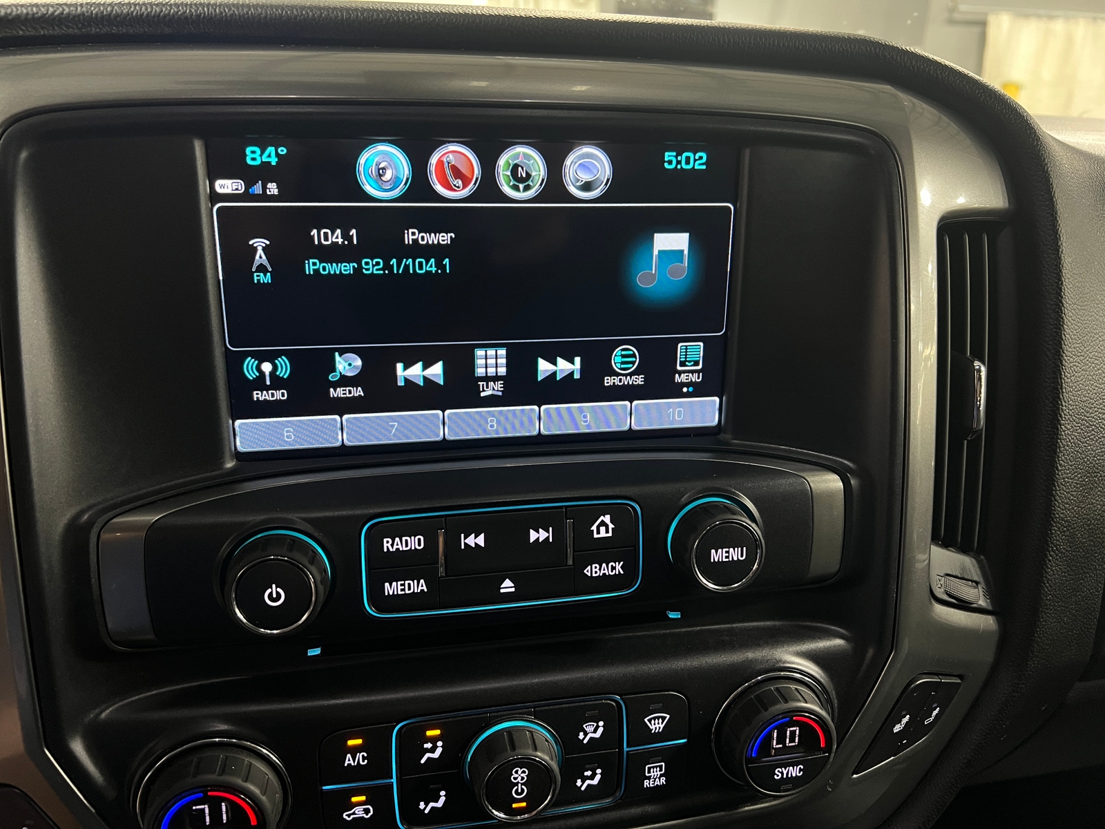 Thumbnail: 2018 Chevrolet Silverado 1500 - 4