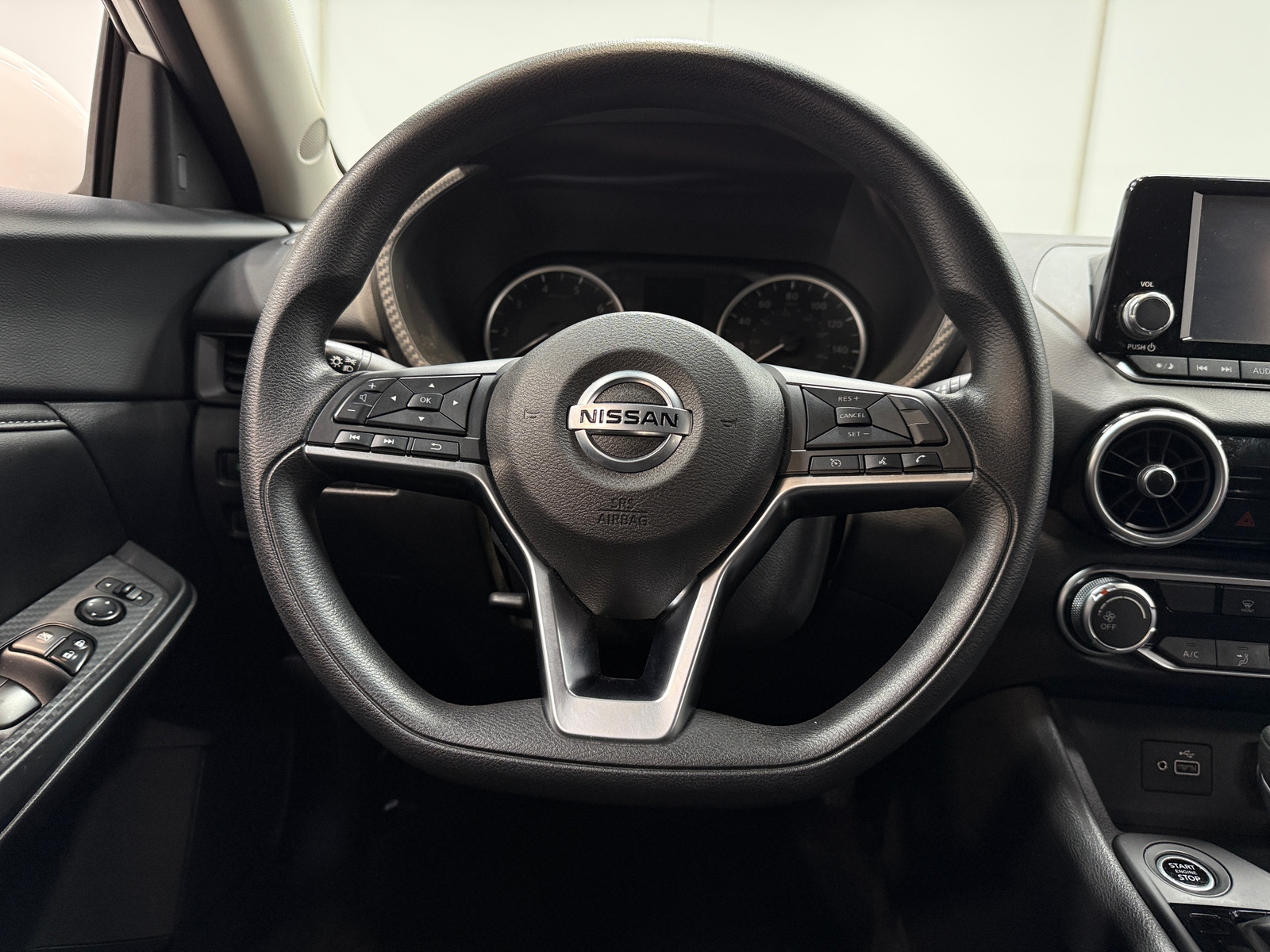Thumbnail: 2023 Nissan Sentra - 5