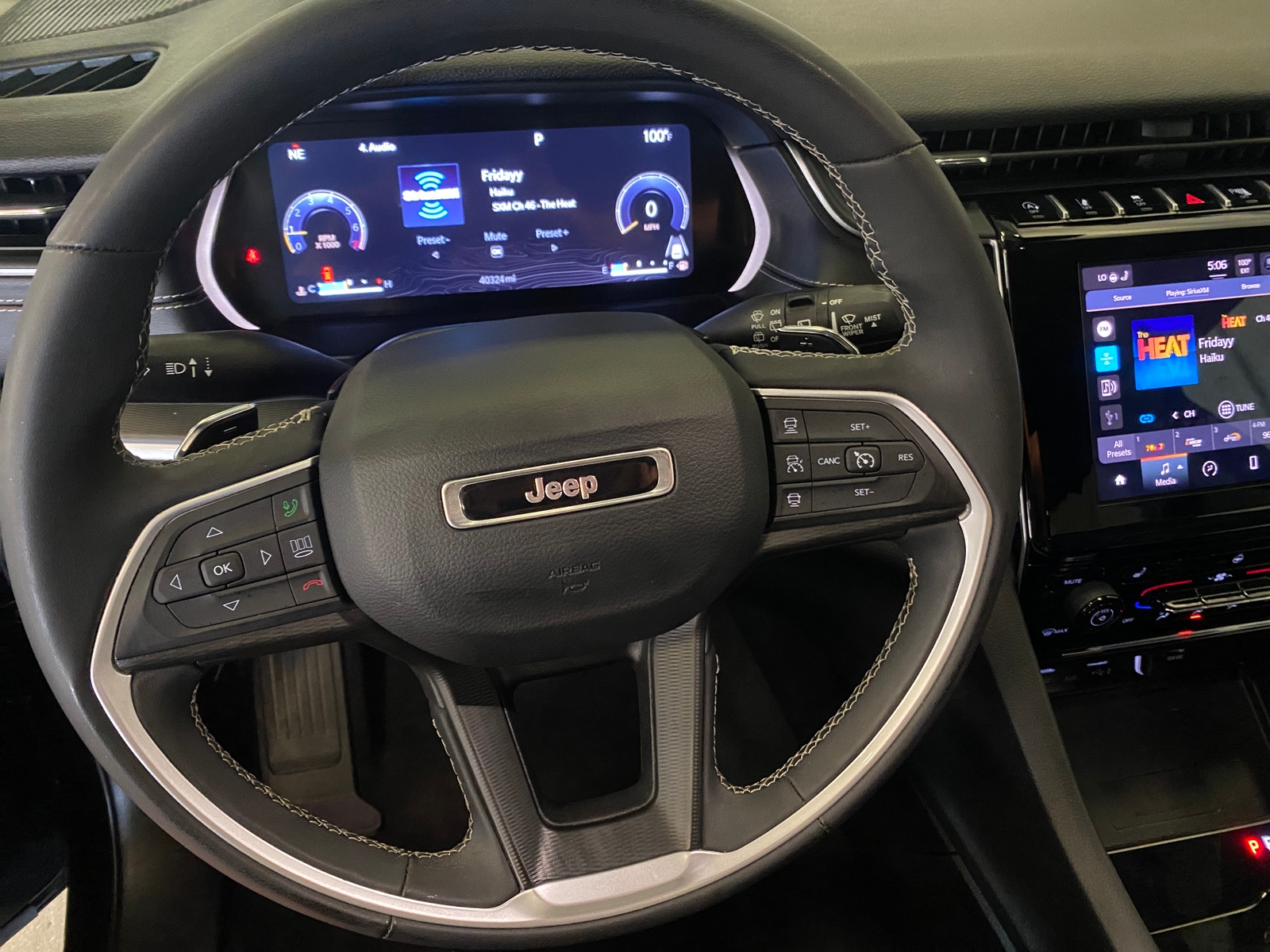 Thumbnail: 2023 Jeep Grand Cherokee - 5