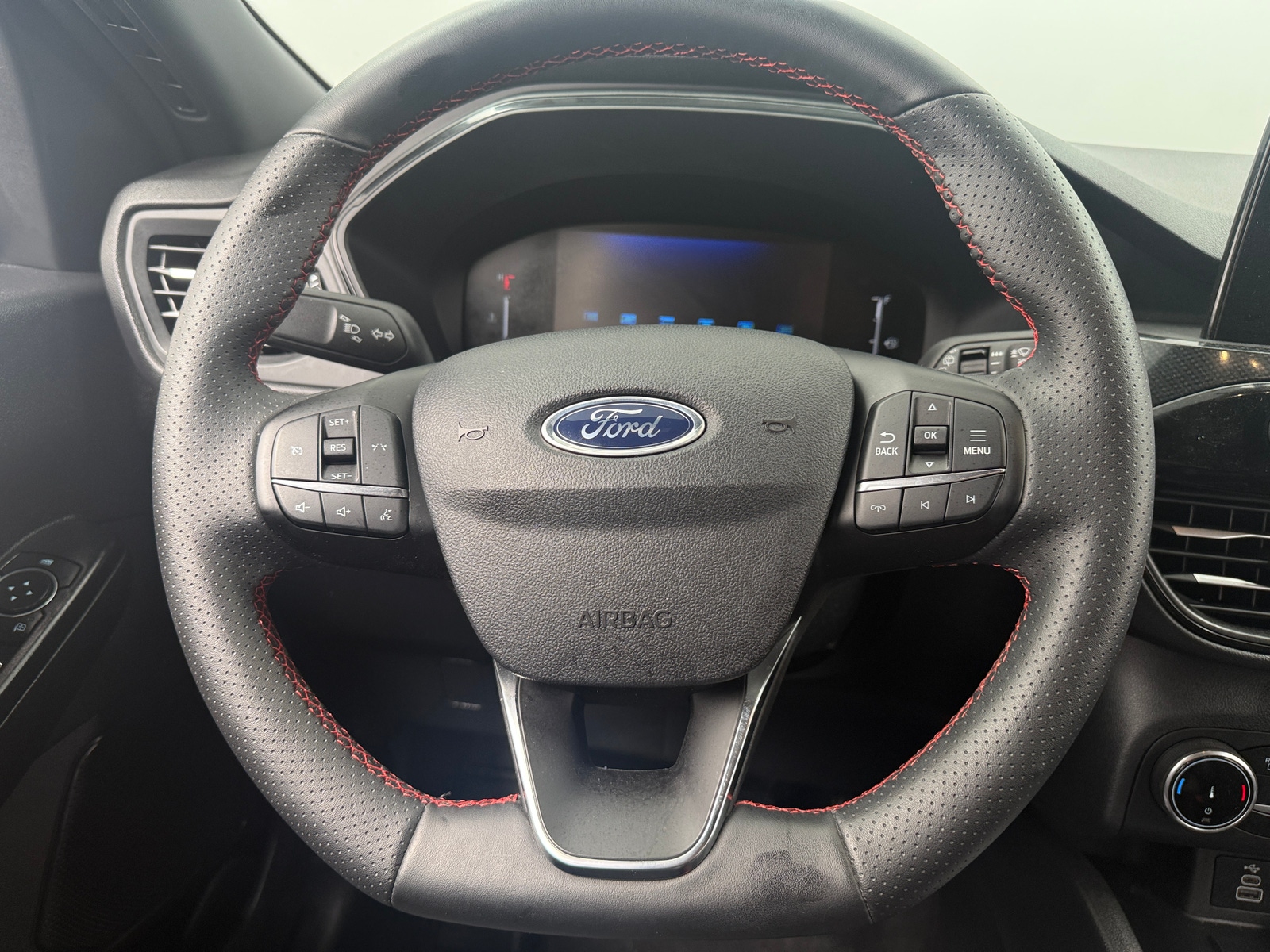 Thumbnail: 2025 Ford Escape - 5