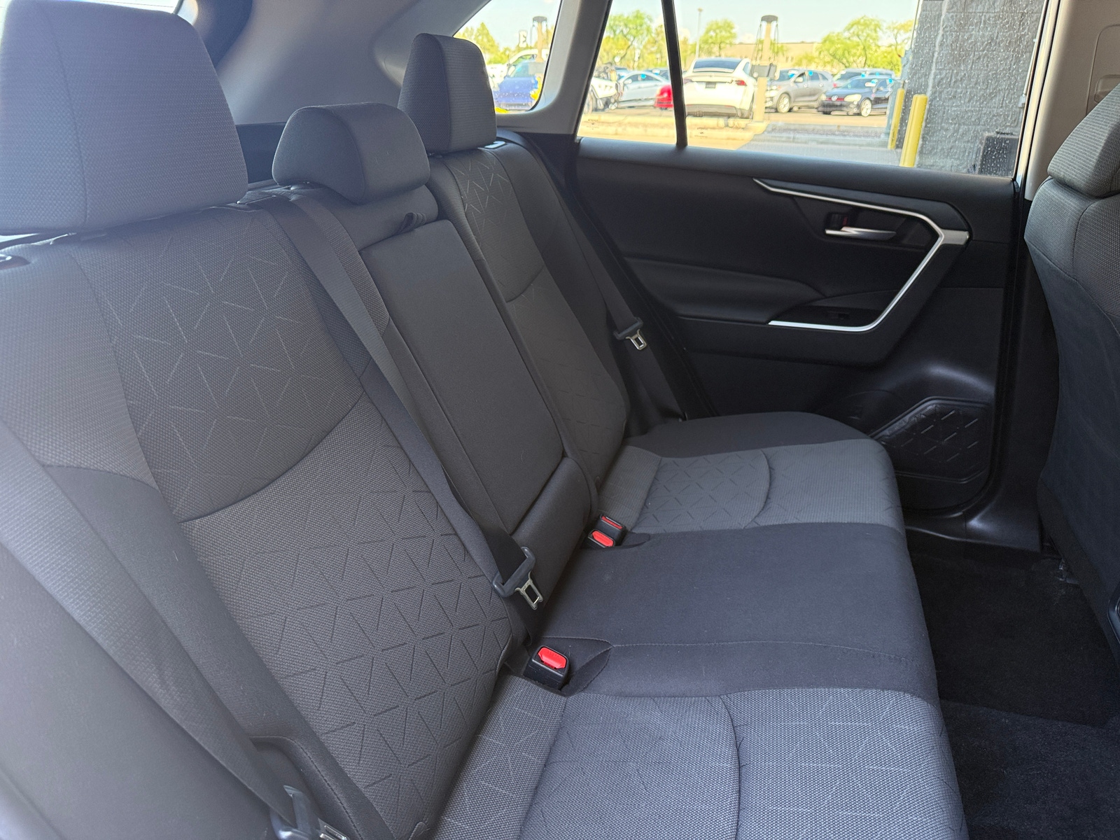 Thumbnail: 2021 Toyota RAV4 - 6