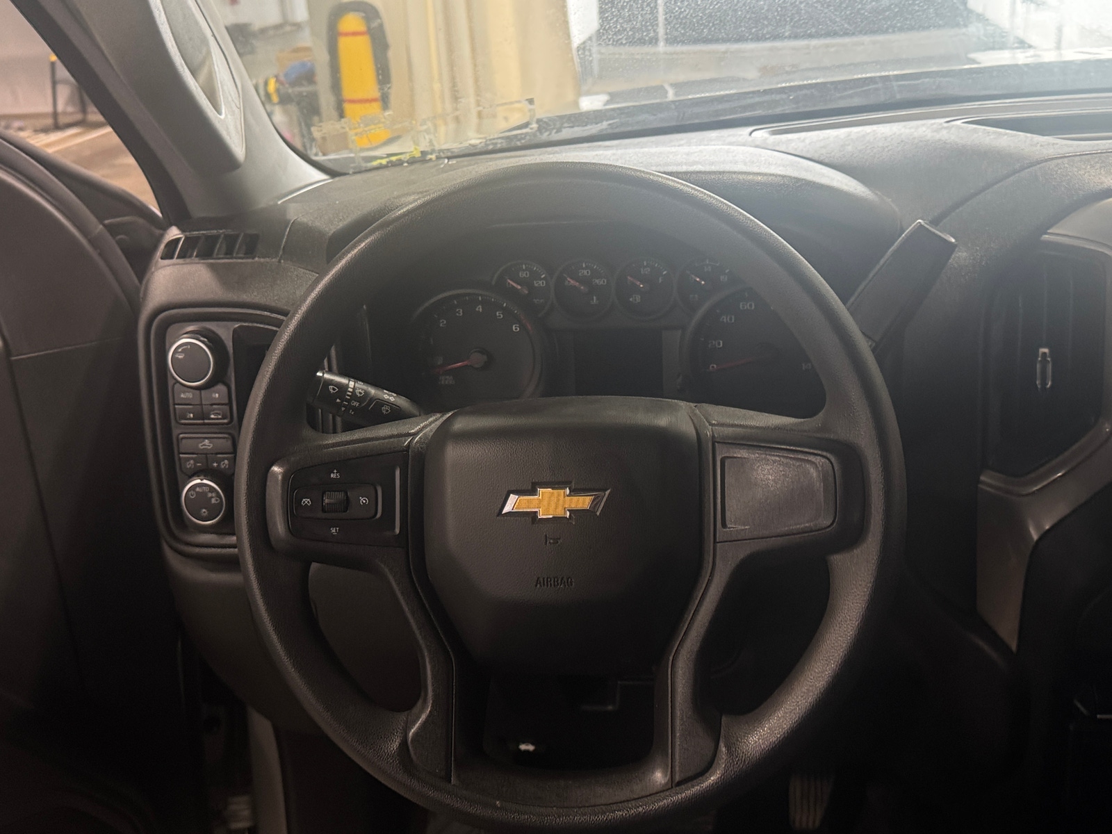 Thumbnail: 2020 Chevrolet Silverado 1500 - 5
