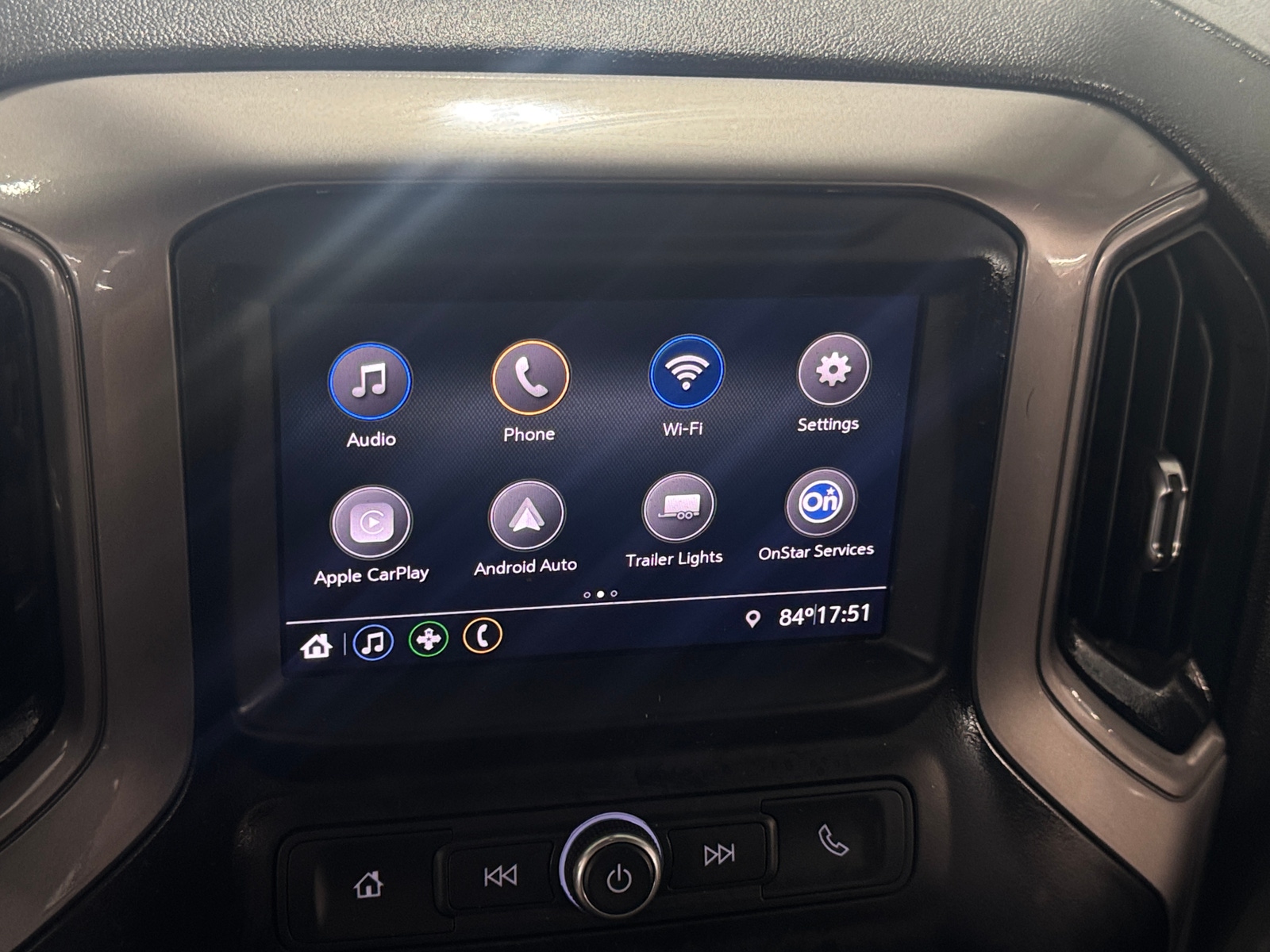 Thumbnail: 2020 Chevrolet Silverado 1500 - 4