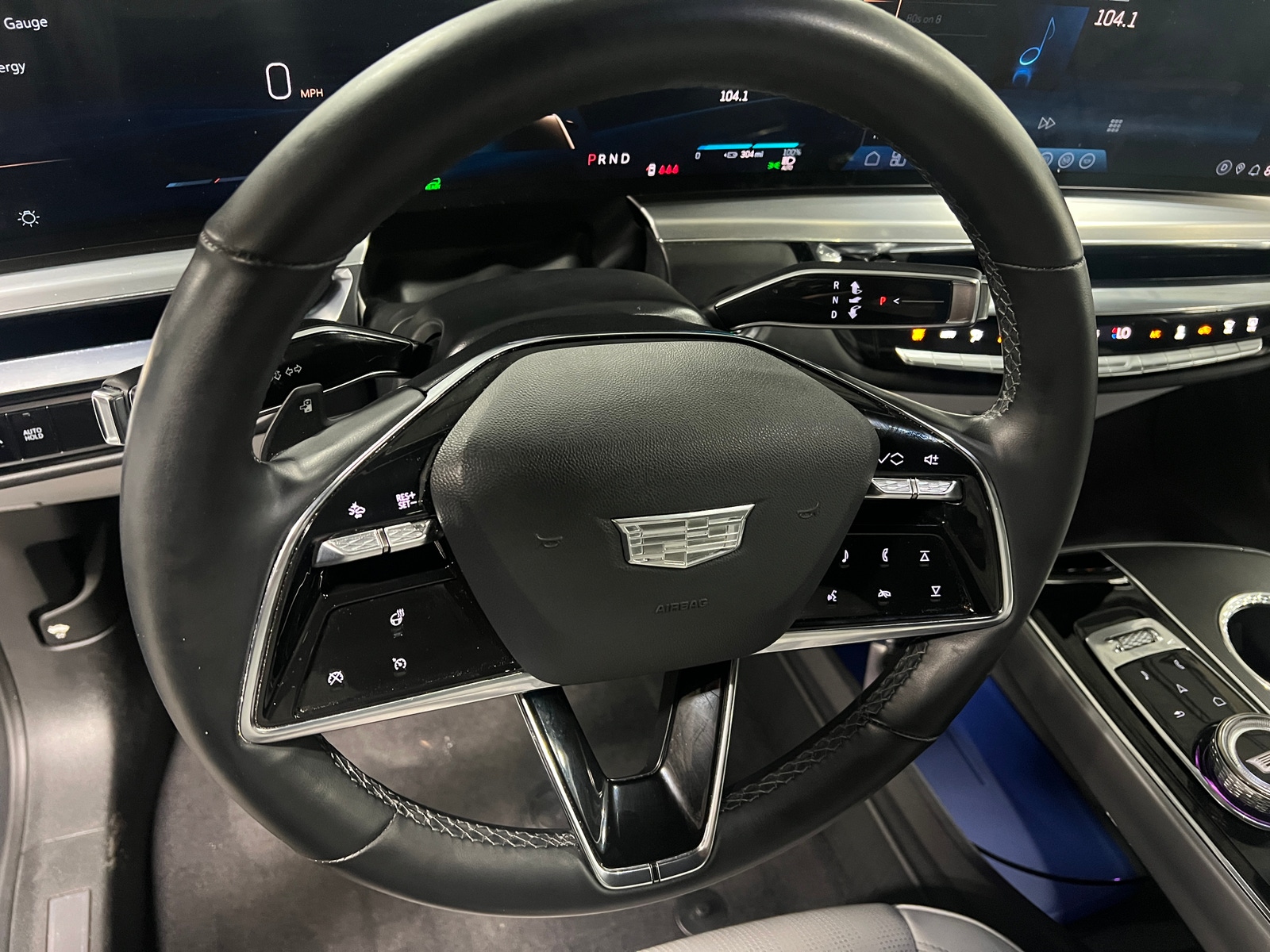 Thumbnail: 2024 Cadillac Lyriq - 4