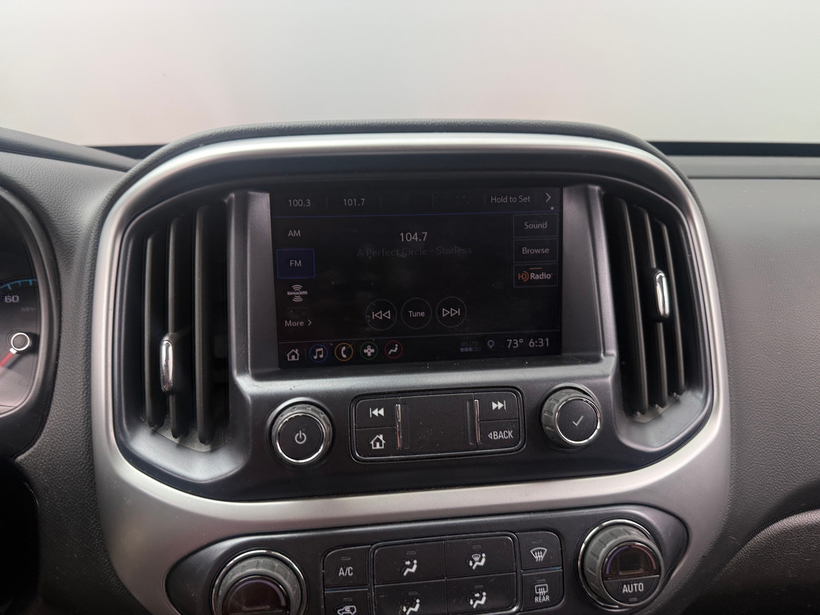 Thumbnail: 2021 Chevrolet Colorado - 3