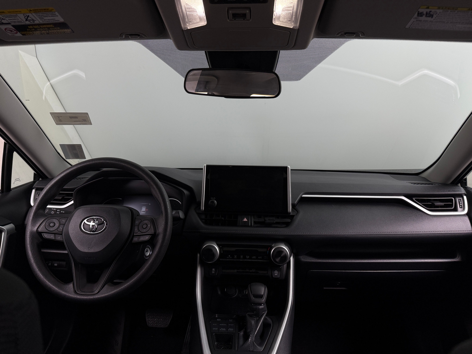 Thumbnail: 2025 Toyota RAV4 - 3
