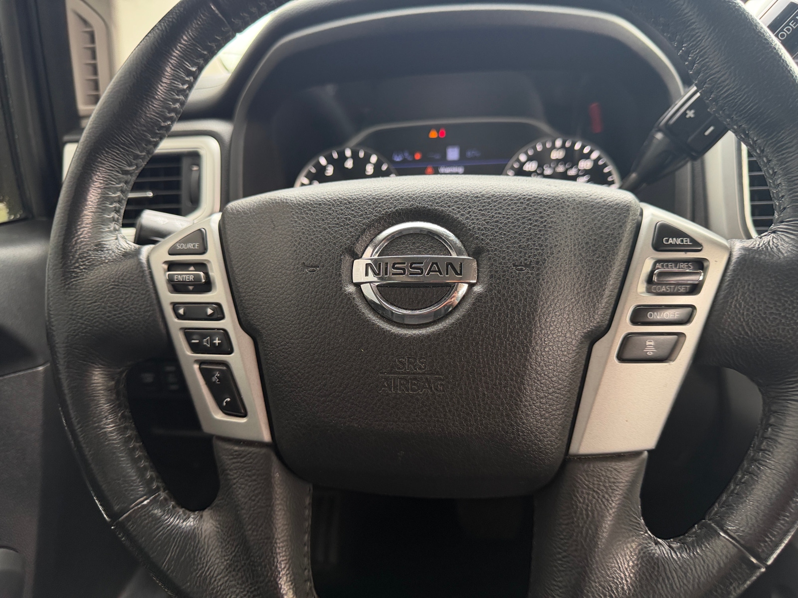 Thumbnail: 2021 Nissan Titan - 5