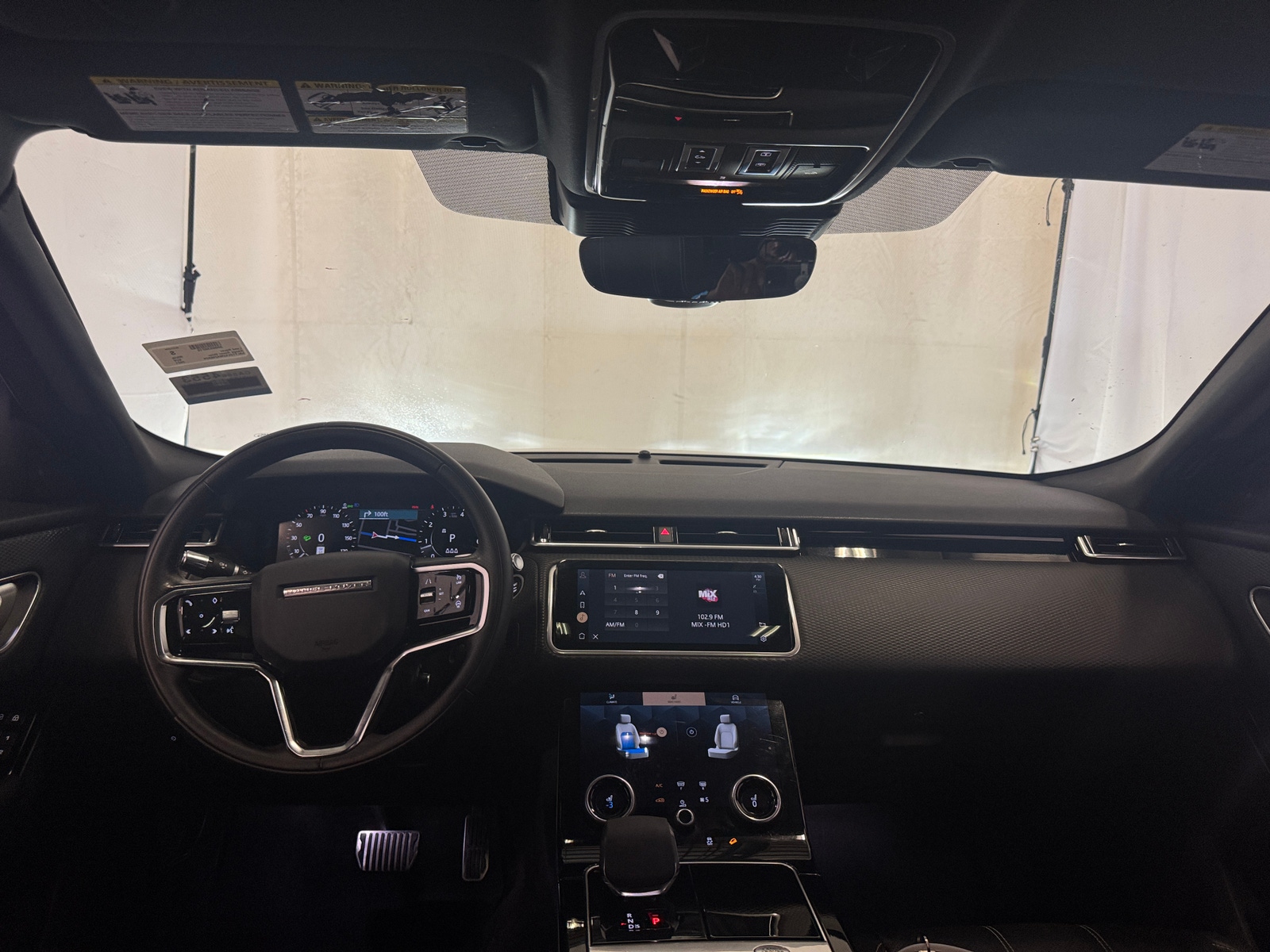 Thumbnail: 2021 Land Rover Range Rover Velar - 3
