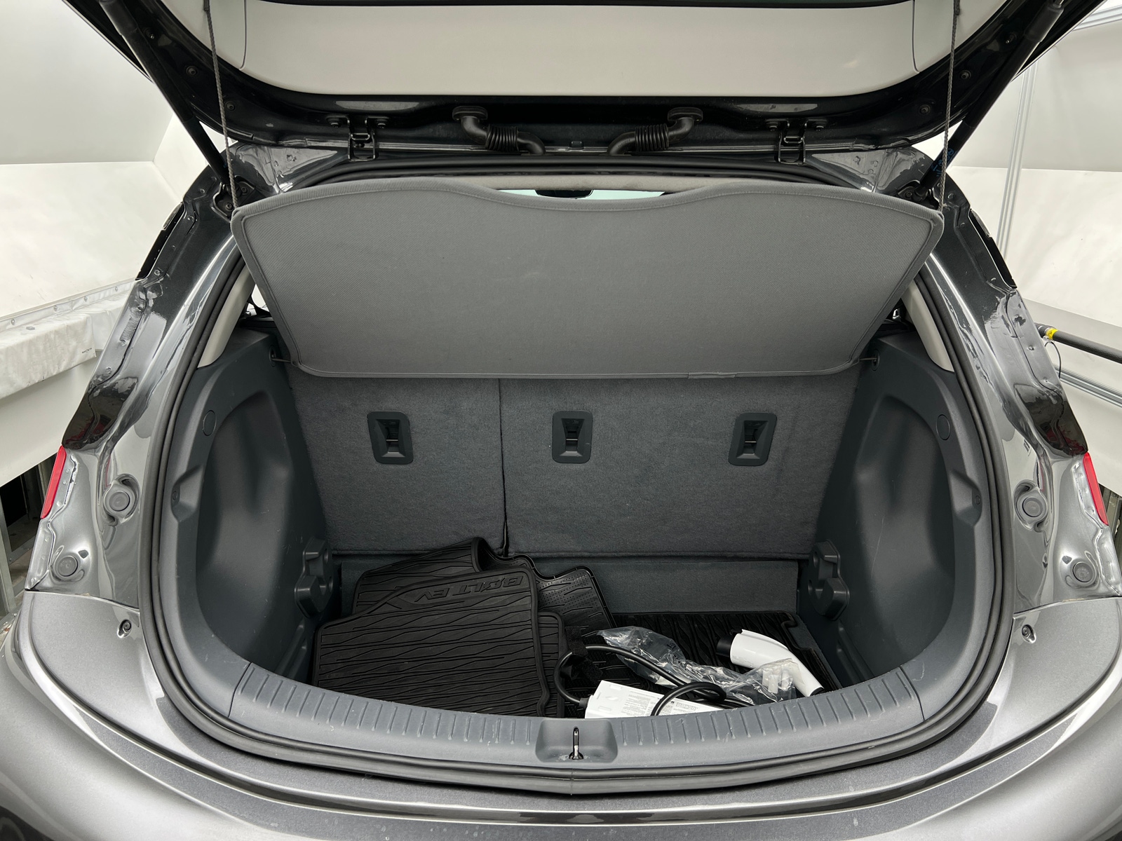 Thumbnail: 2020 Chevrolet Bolt EV - 6