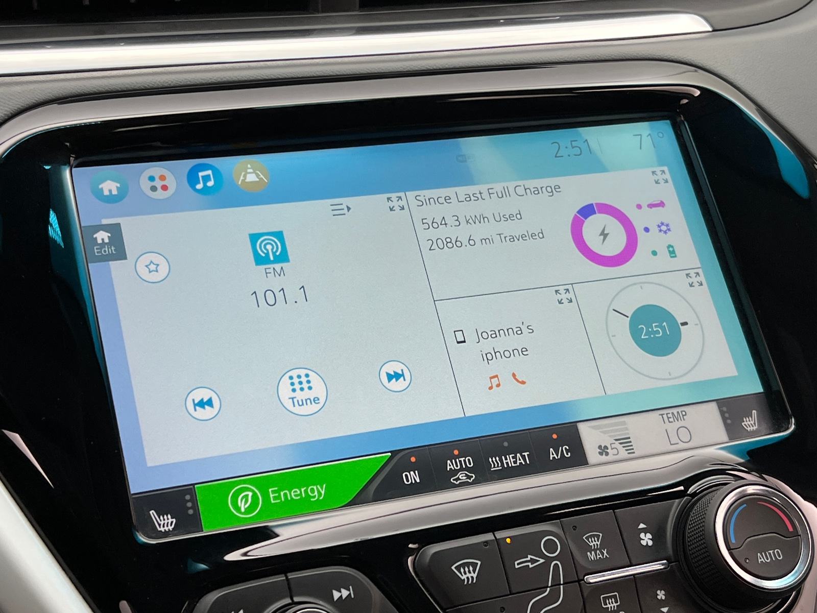 Thumbnail: 2020 Chevrolet Bolt EV - 3