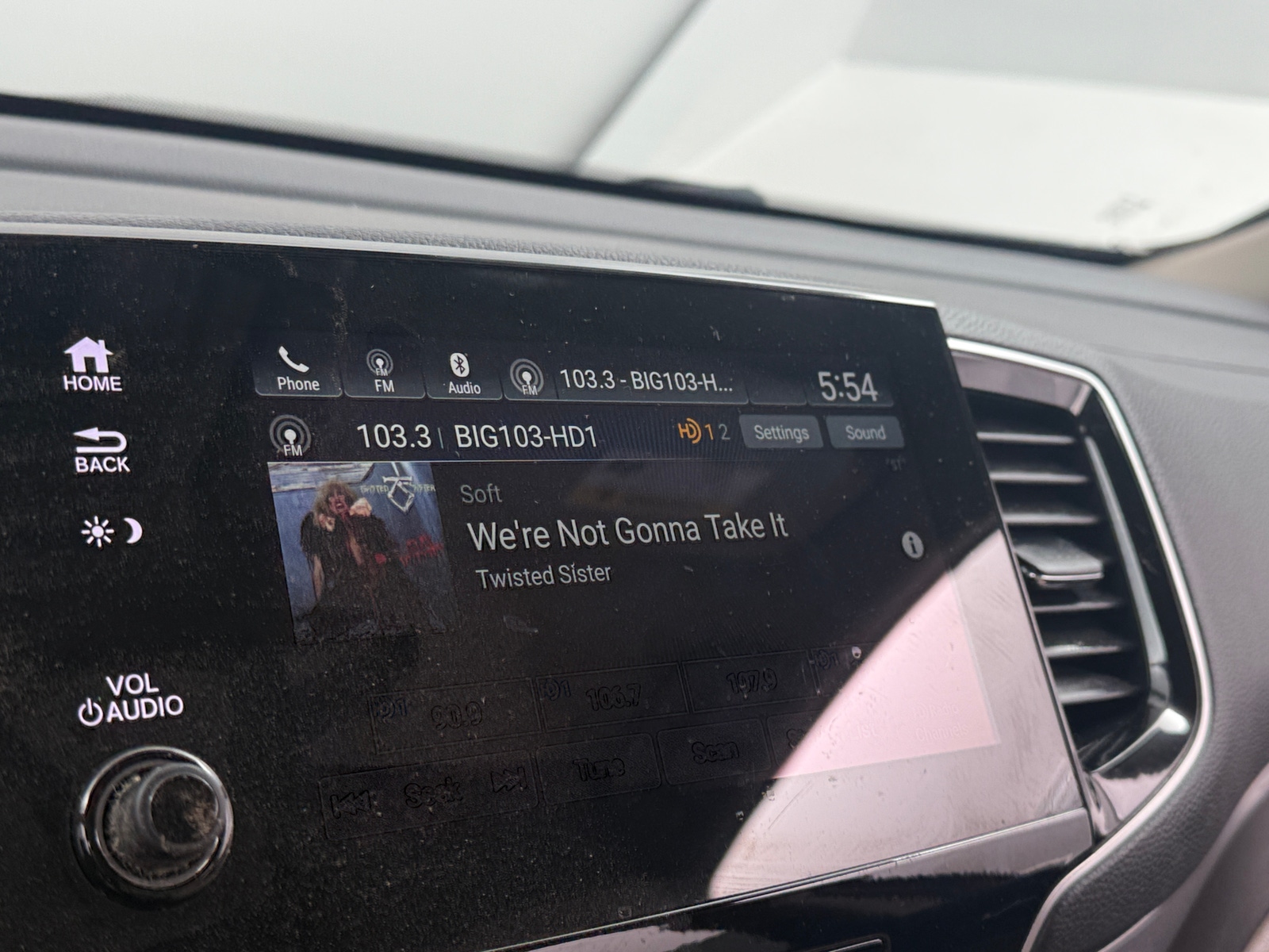 Thumbnail: 2021 Honda Pilot - 3