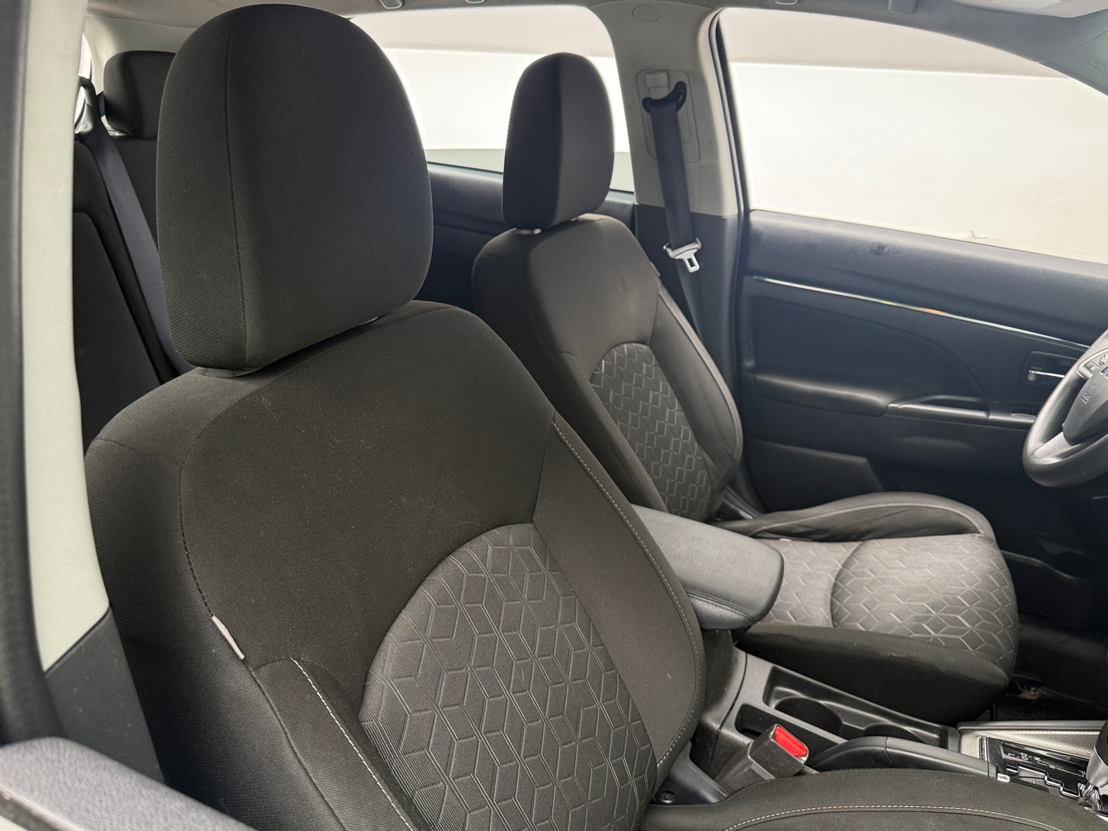 Thumbnail: 2021 Mitsubishi Outlander Sport - 2