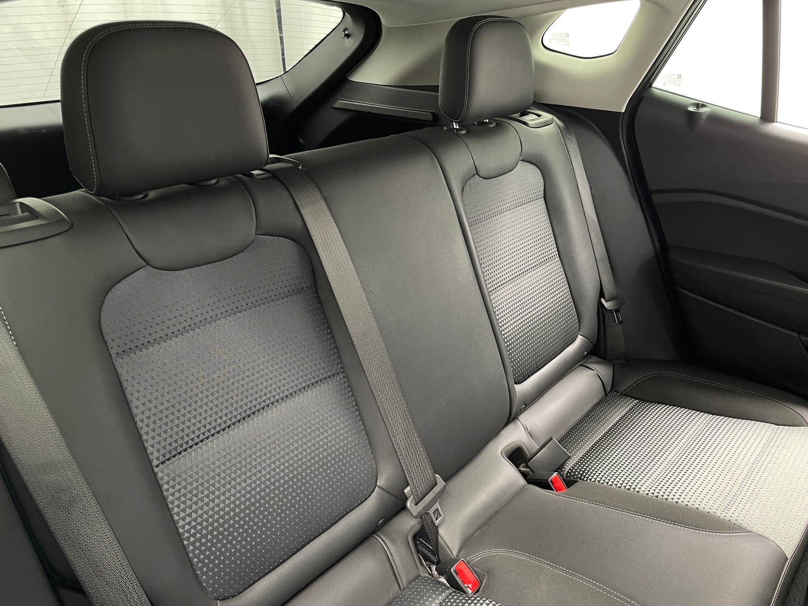 Thumbnail: 2025 Chevrolet Trax - 5
