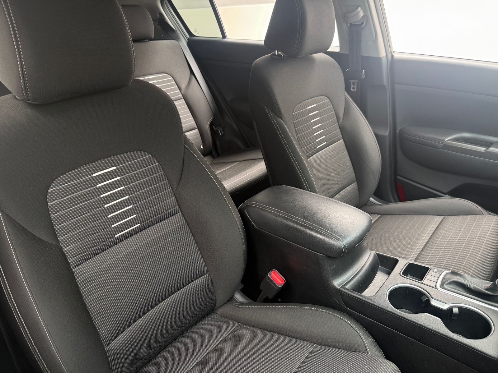 Thumbnail: 2022 Kia Sportage - 2