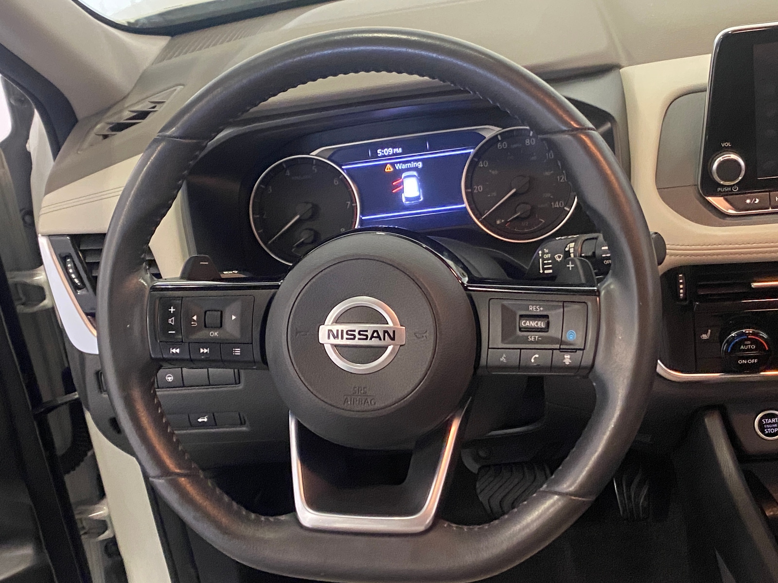 Thumbnail: 2021 Nissan Rogue - 4