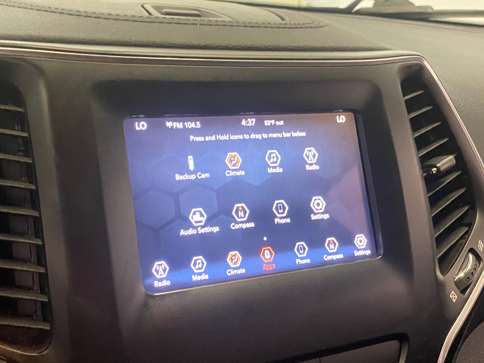 Thumbnail: 2019 Jeep Cherokee - 4