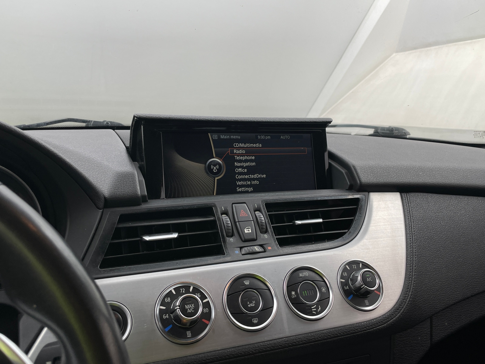 Thumbnail: 2015 BMW Z4 - 2