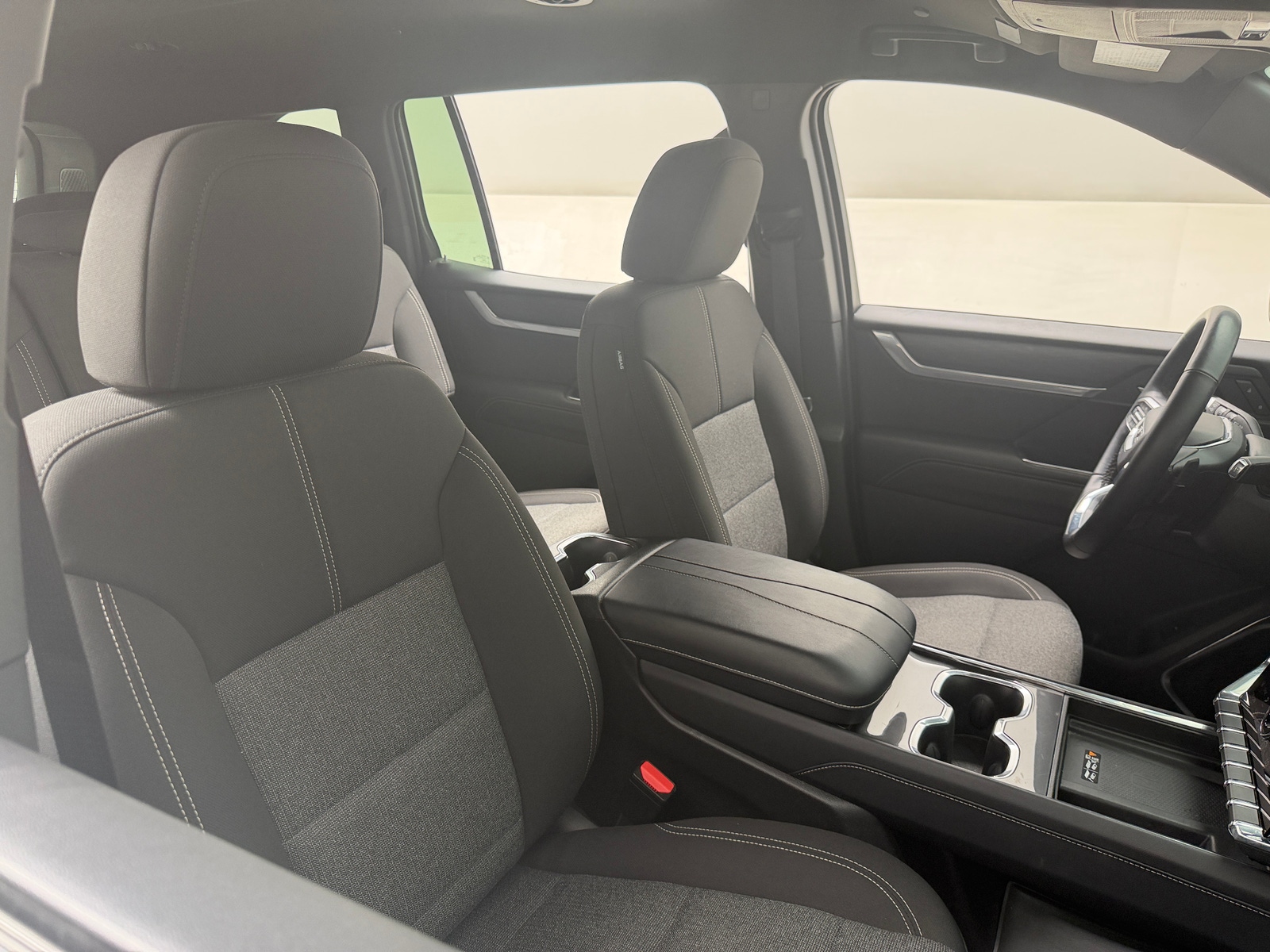 Thumbnail: 2025 GMC Acadia - 2