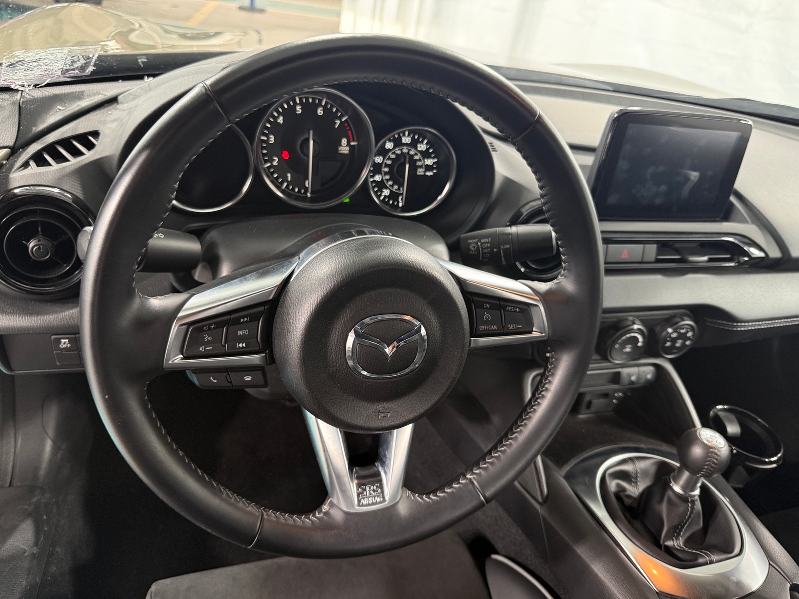 Thumbnail: 2023 Mazda MX-5 Miata - 5