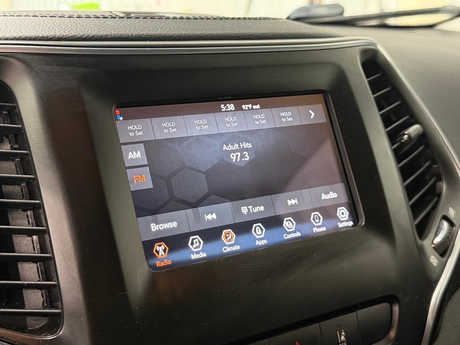 Thumbnail: 2021 Jeep Cherokee - 4
