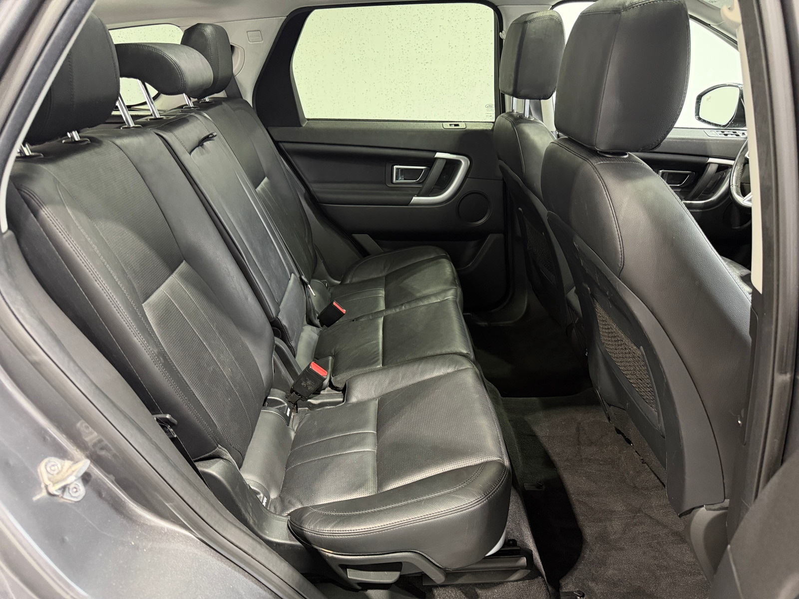 Thumbnail: 2018 Land Rover Discovery Sport - 5