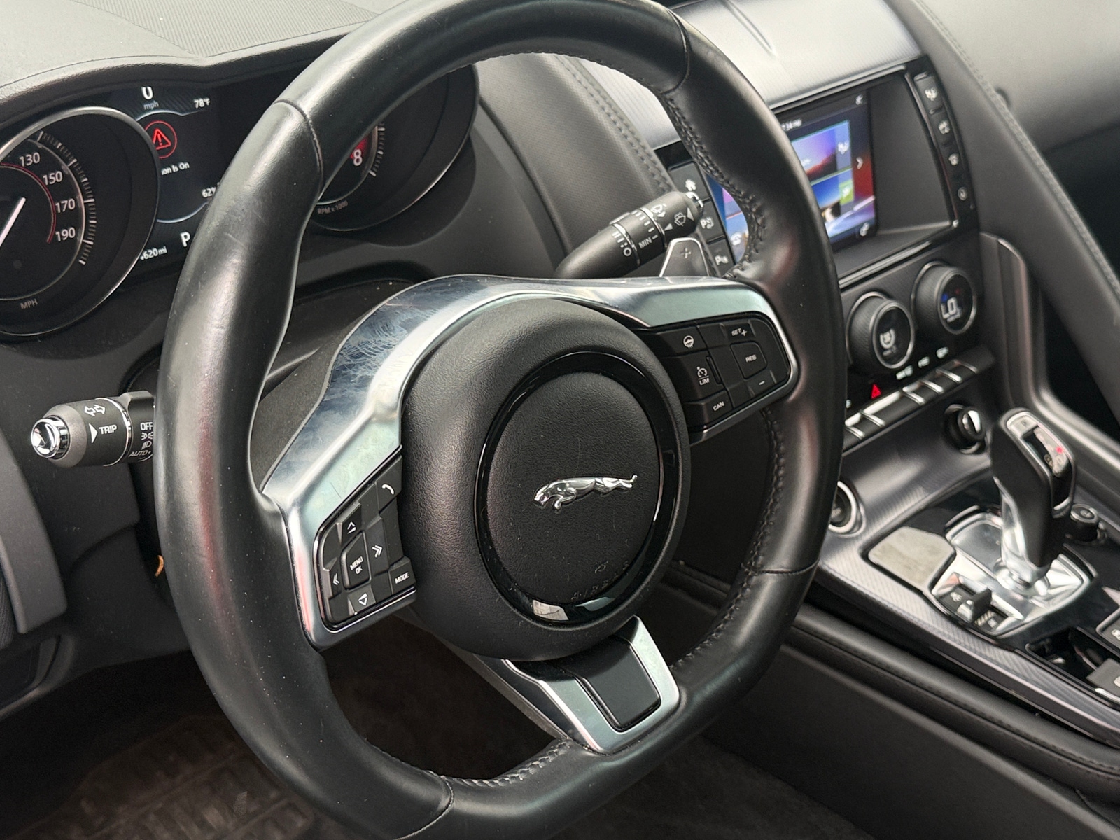 Thumbnail: 2018 Jaguar F-Type - 3