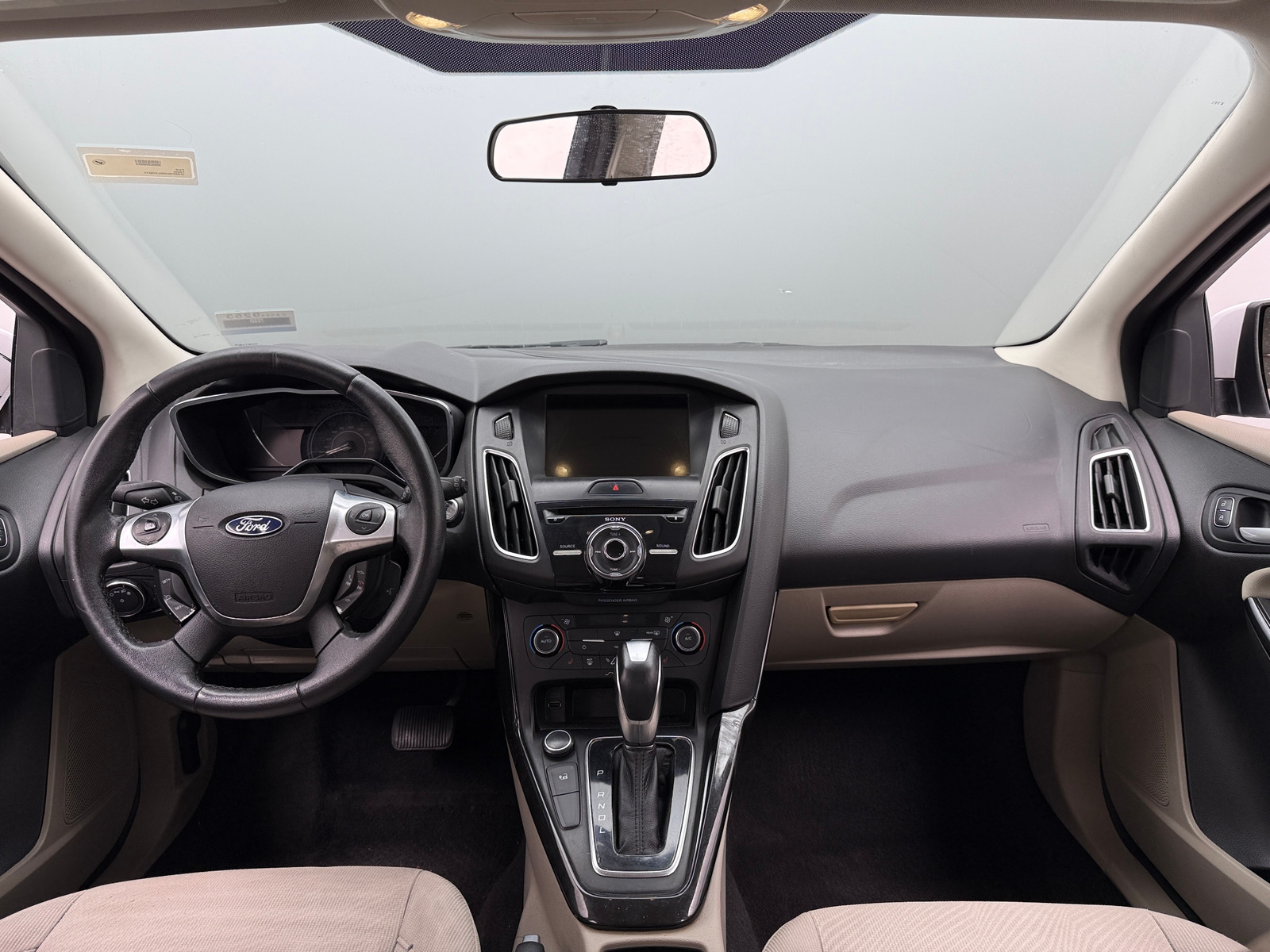 Thumbnail: 2017 Ford Focus - 3